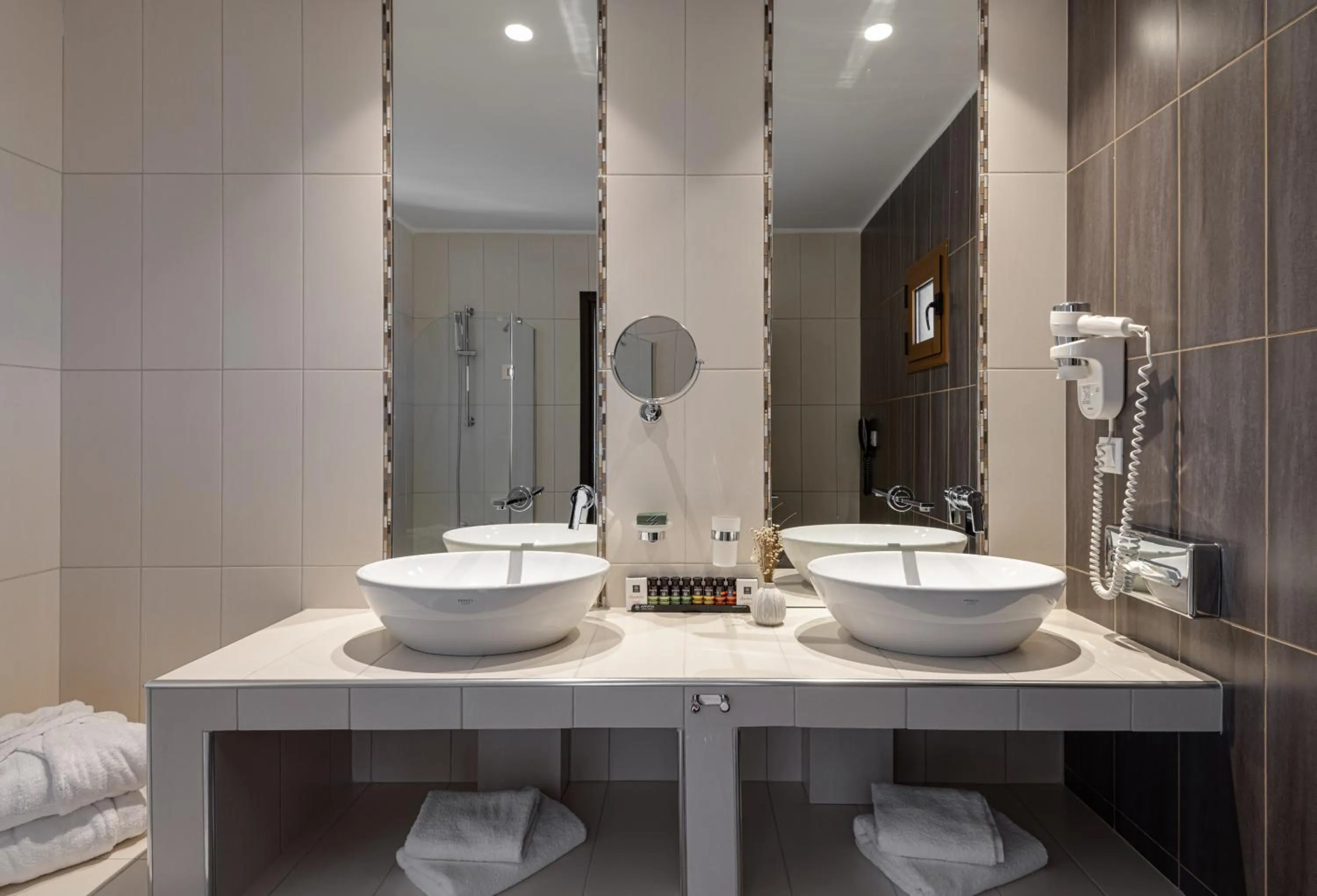 Bathroom in Blue Bay Halkidiki - Adults Only