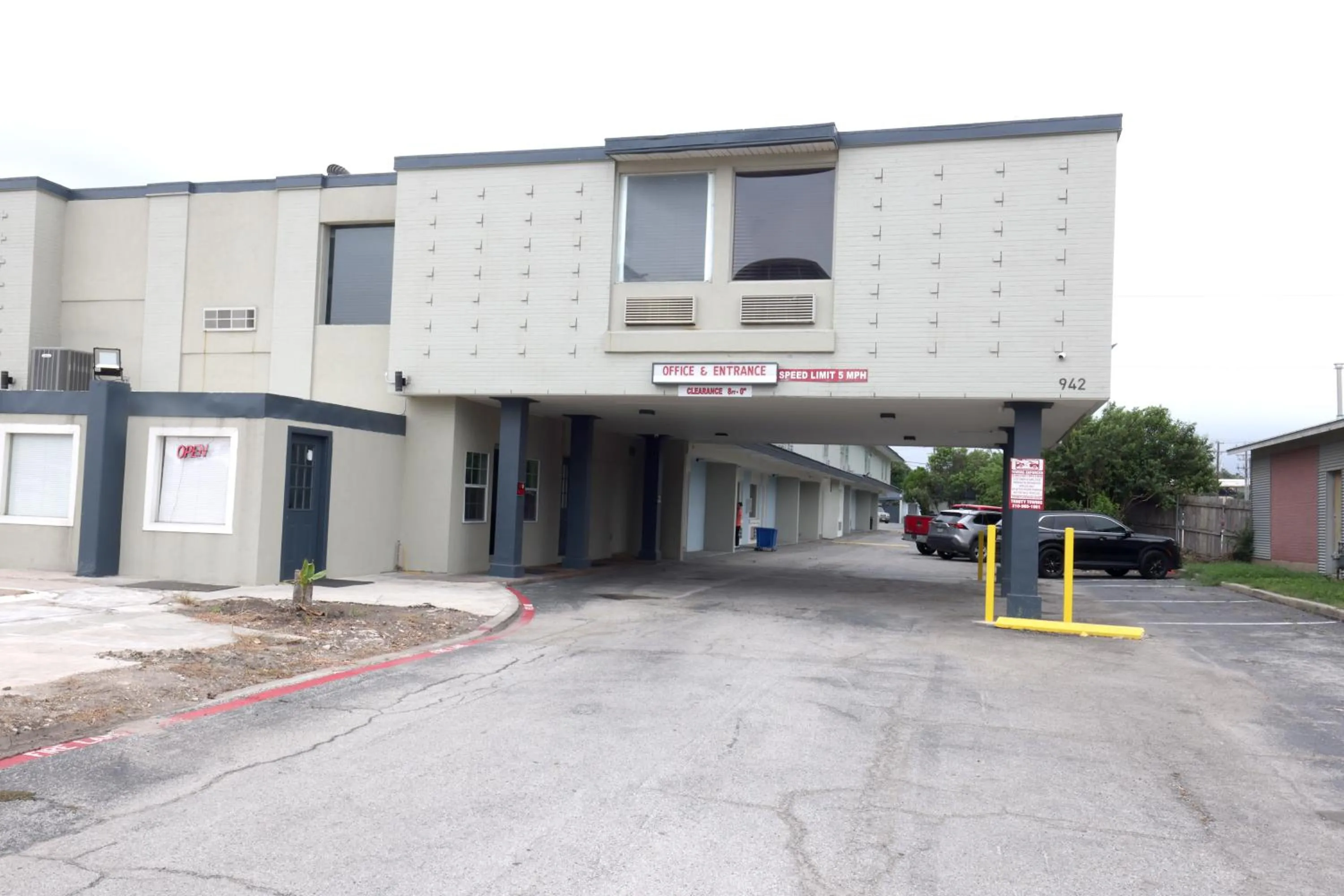 Property building in Americas Best Value Inn San Antonio Airport South
