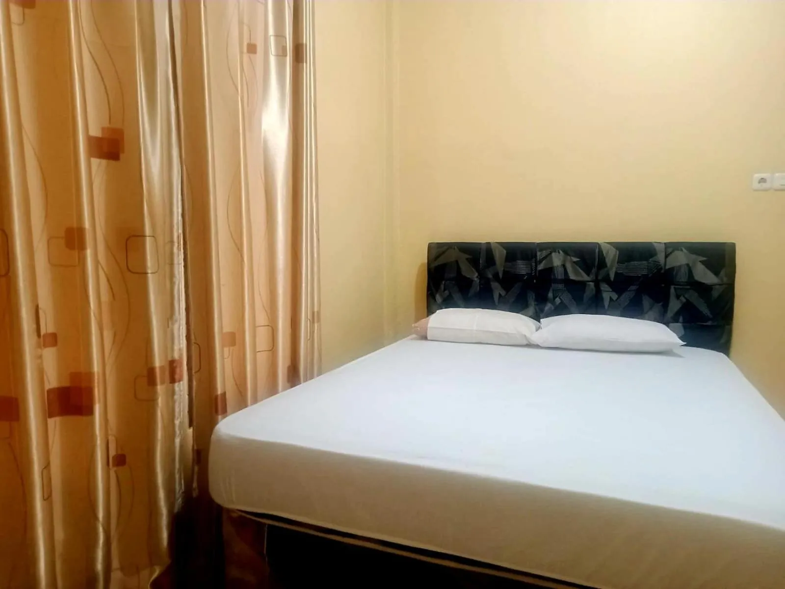 Bedroom, Bed in Homestay Almanda Syariah Malino