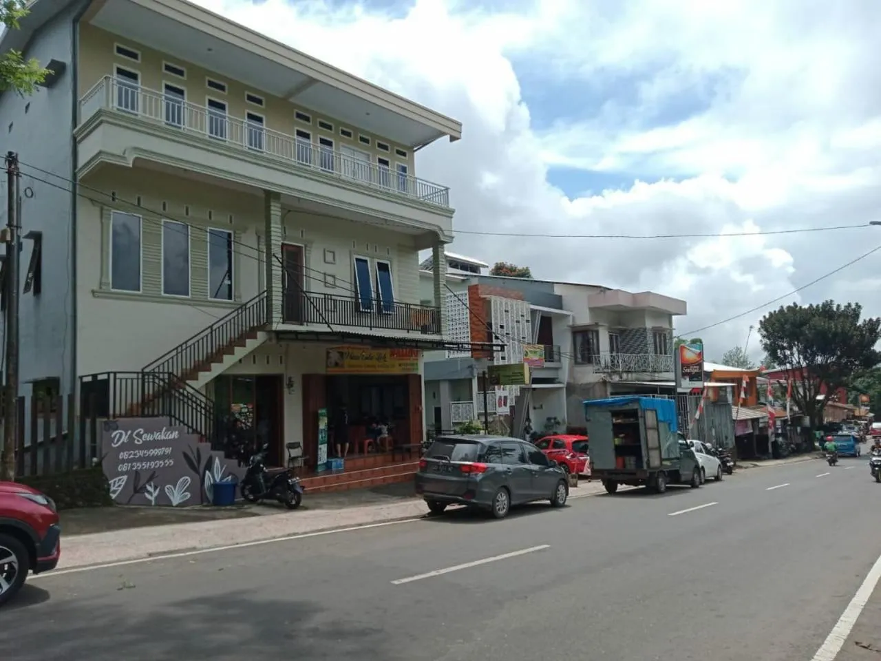 Property building in Homestay Almanda Syariah Malino