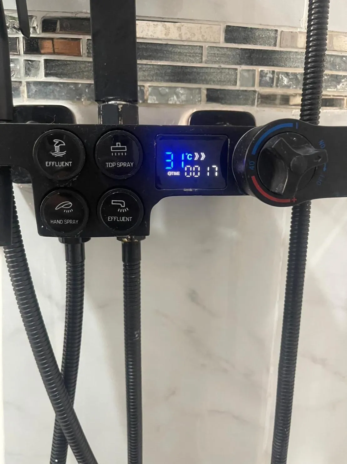 Shower in Thonglor Suites Hotel