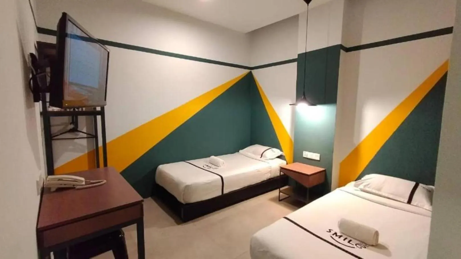 Bedroom, Bed in Smile Hotel Cheras Sri Permaisuri