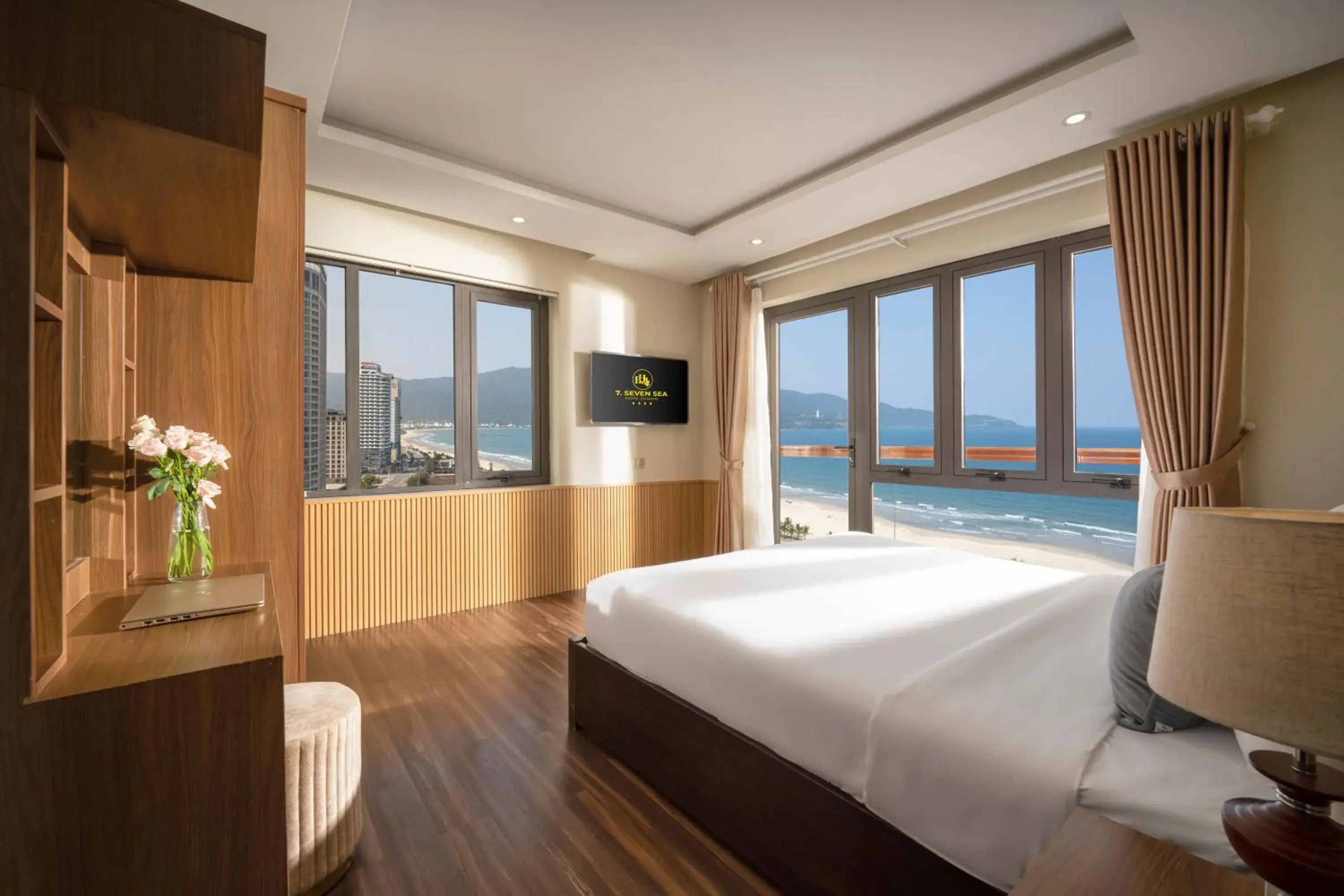 Studio Apartment with Sea View in 7 Seven Sea Hotel Studio Apartment with Sea View in 7 Seven Sea Hotel