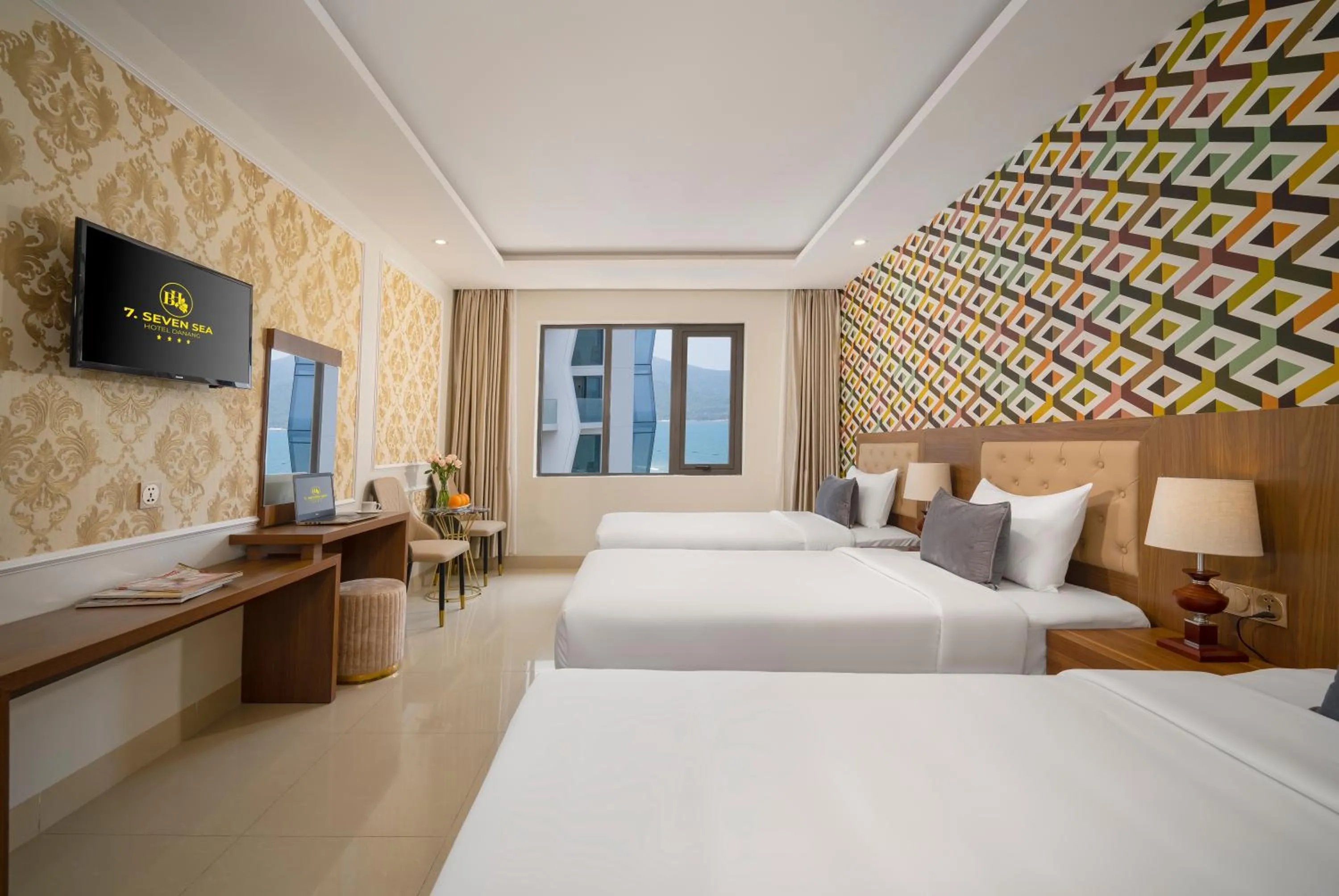 Bed in 7 Seven Sea Hotel