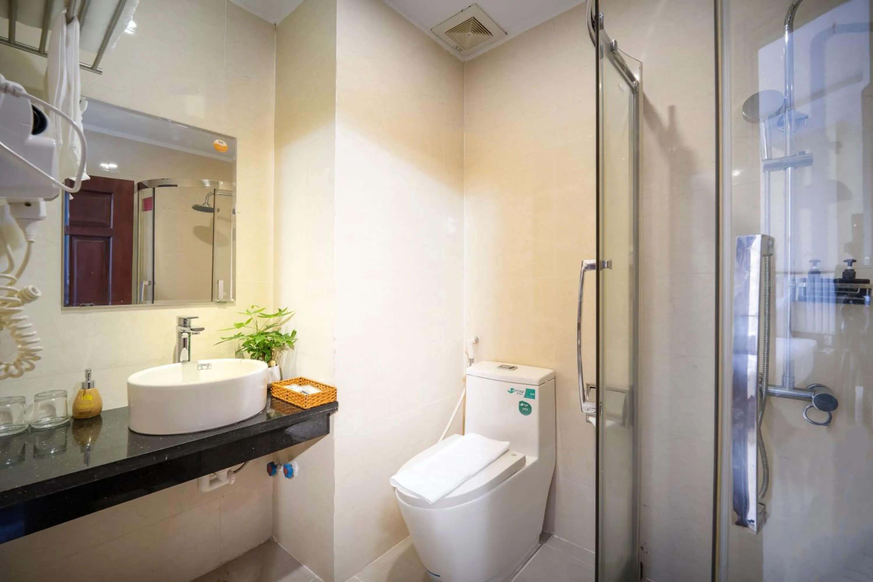 Shower in 7 Seven Sea Hotel