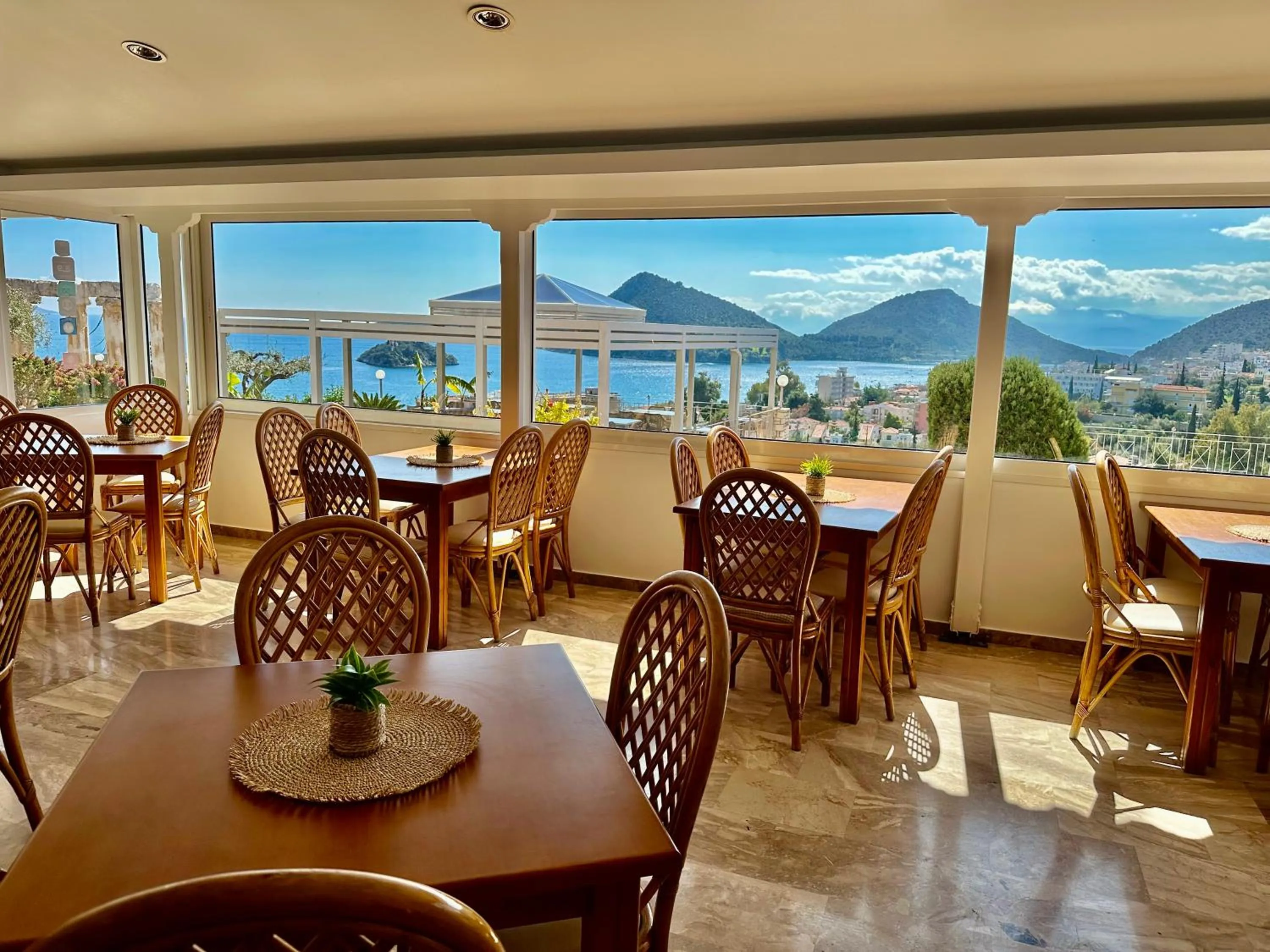 Breakfast in Hotel Apartments Panorama