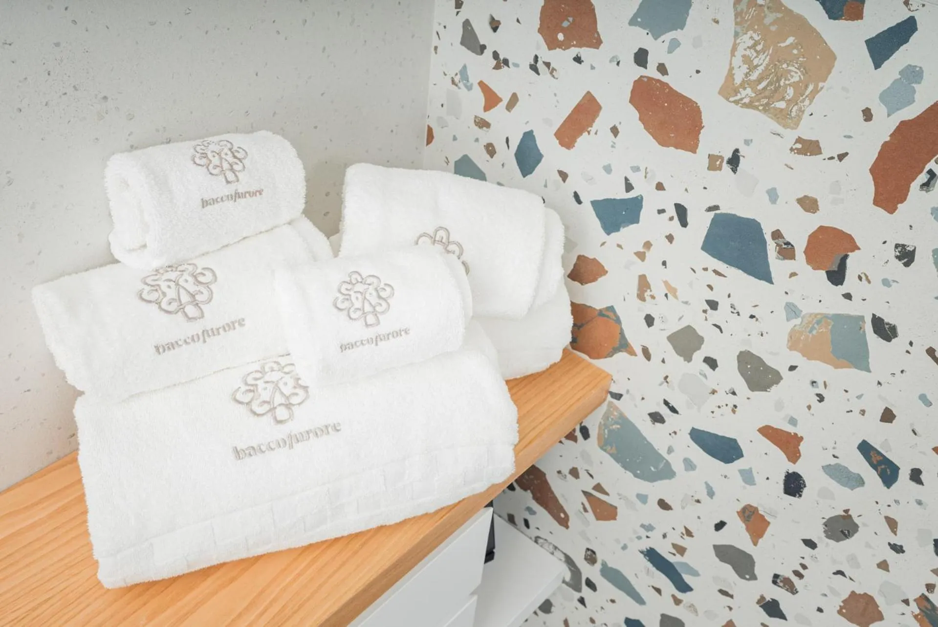 towels in Albergo Dipinto BaccoFurore