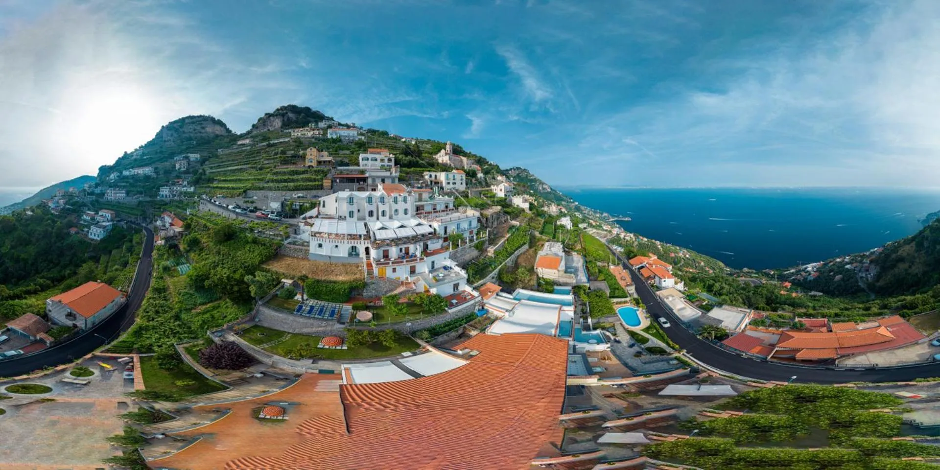 Property building in Albergo Dipinto BaccoFurore