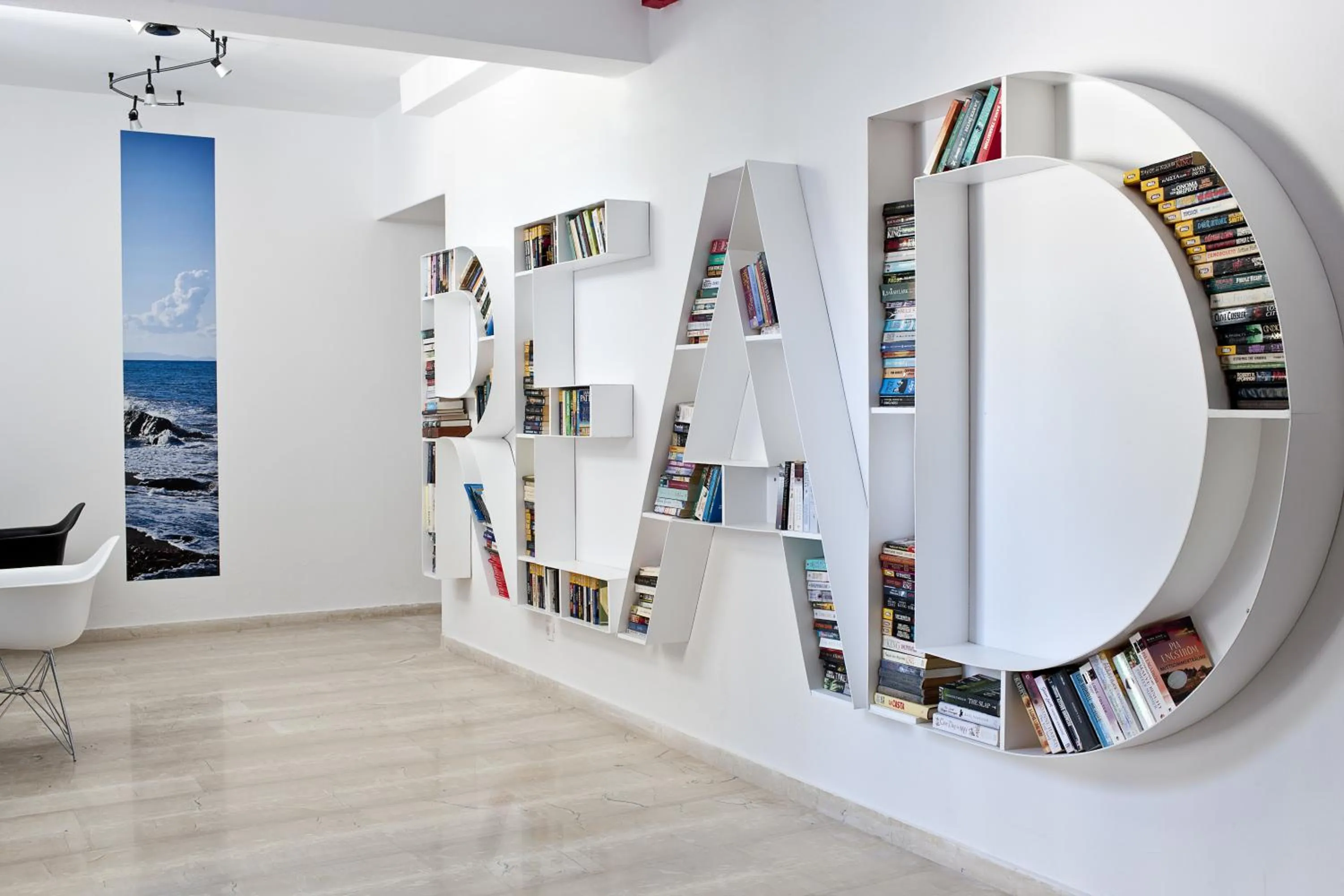 Library in Acqua Vatos Santorini Hotel