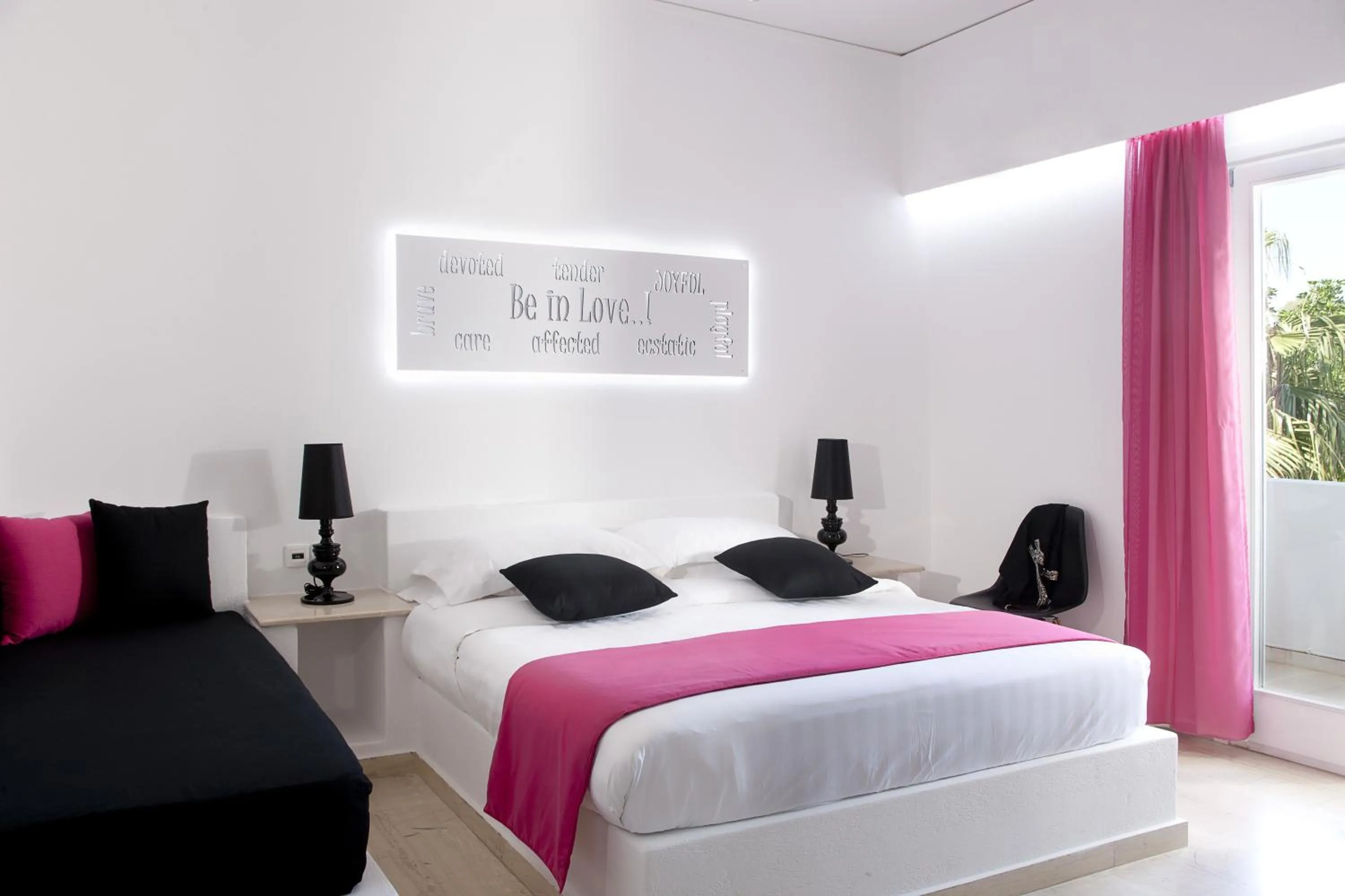 Bedroom, Bed in Acqua Vatos Santorini Hotel