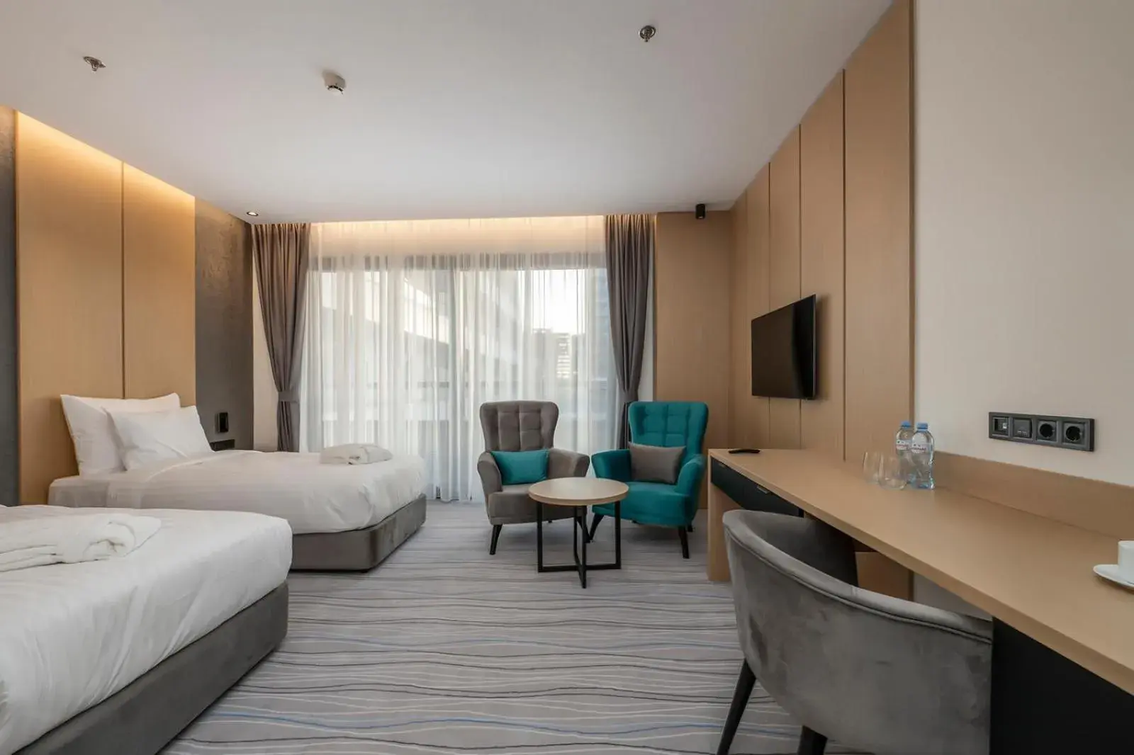 Standard Twin Room with Sea View in The Grandeur Hotel Standard Twin Room with Sea View in The Grandeur Hotel