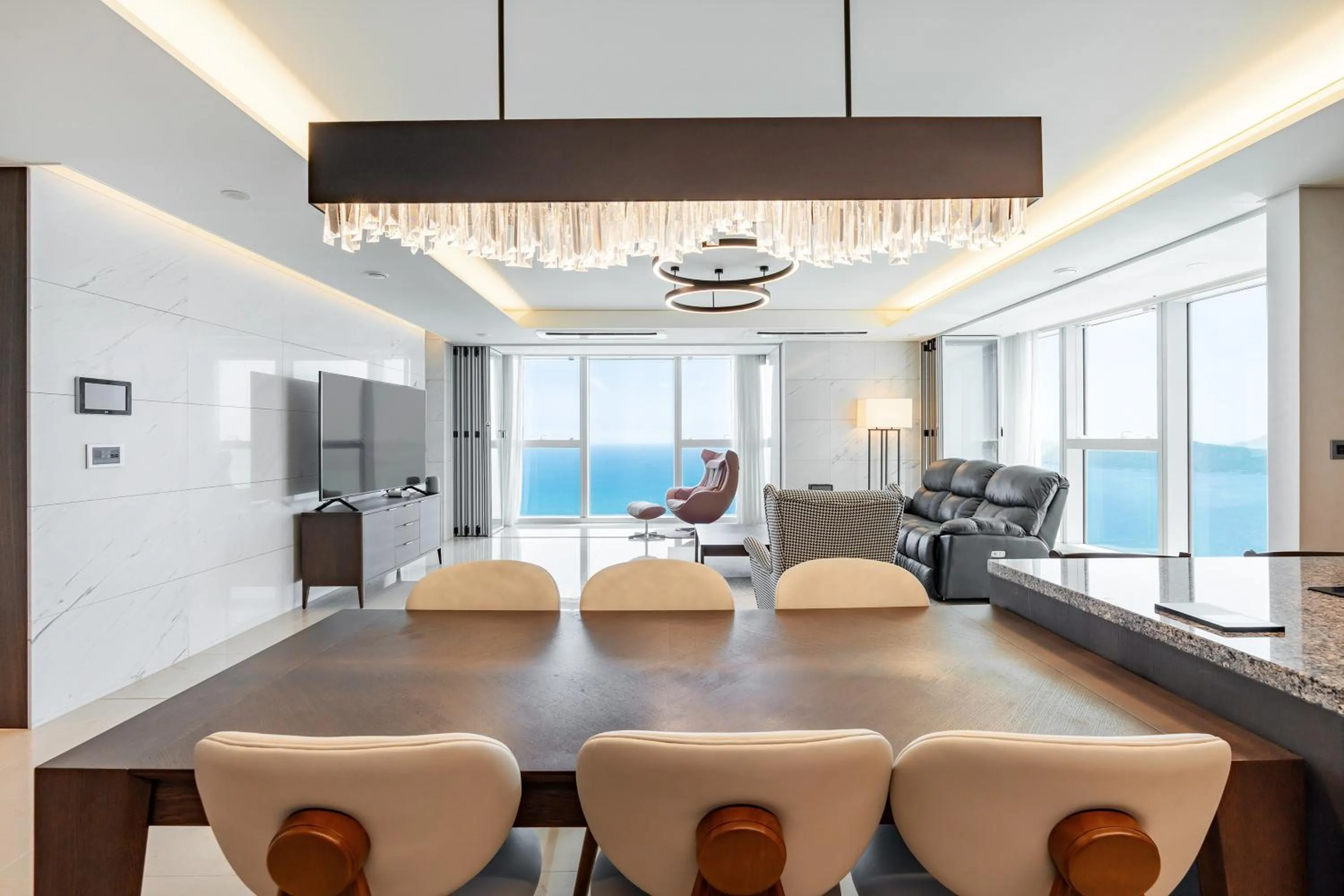 Bed in LCT Residence Y collection