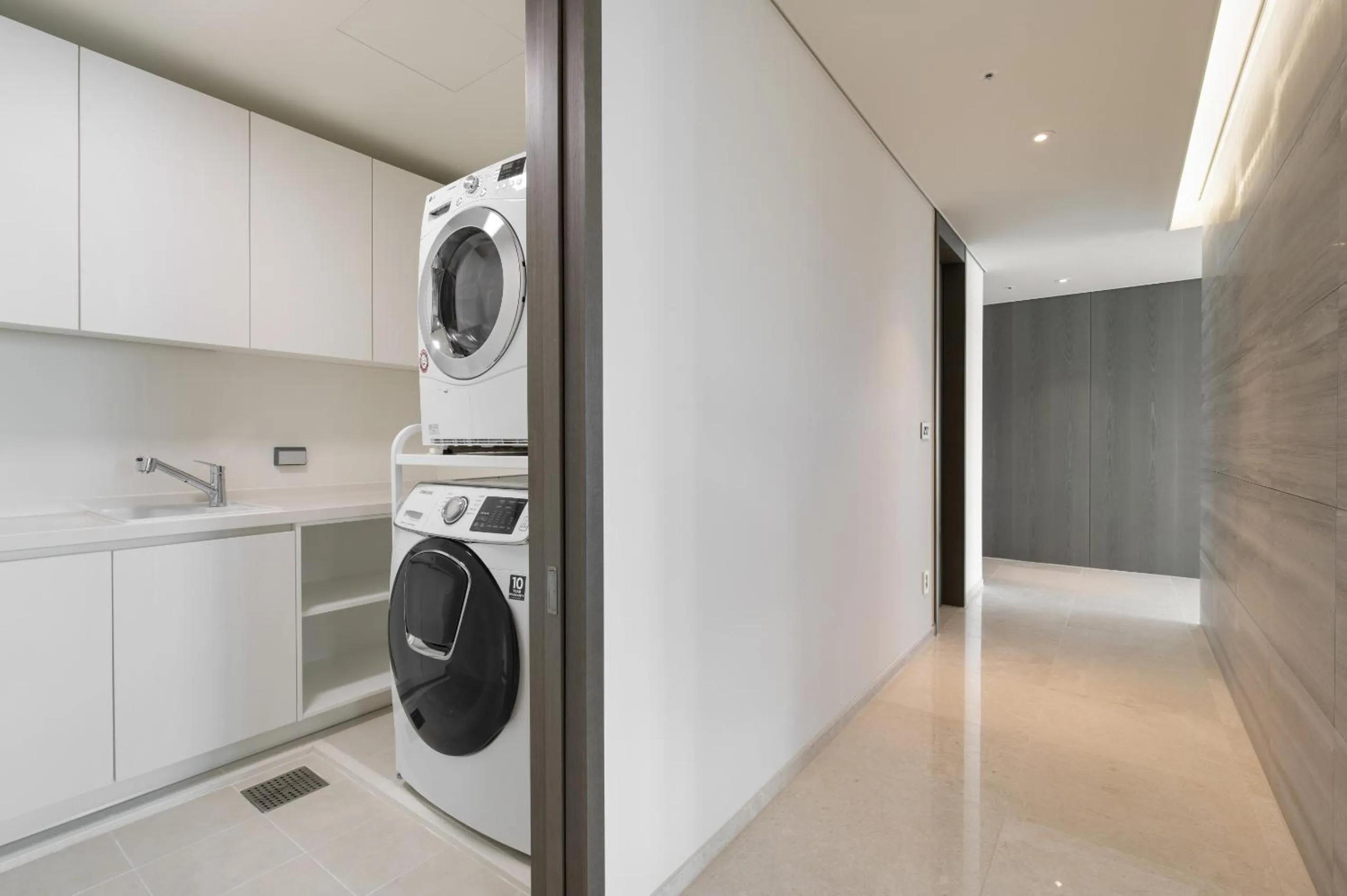 LCT Residence Y collection