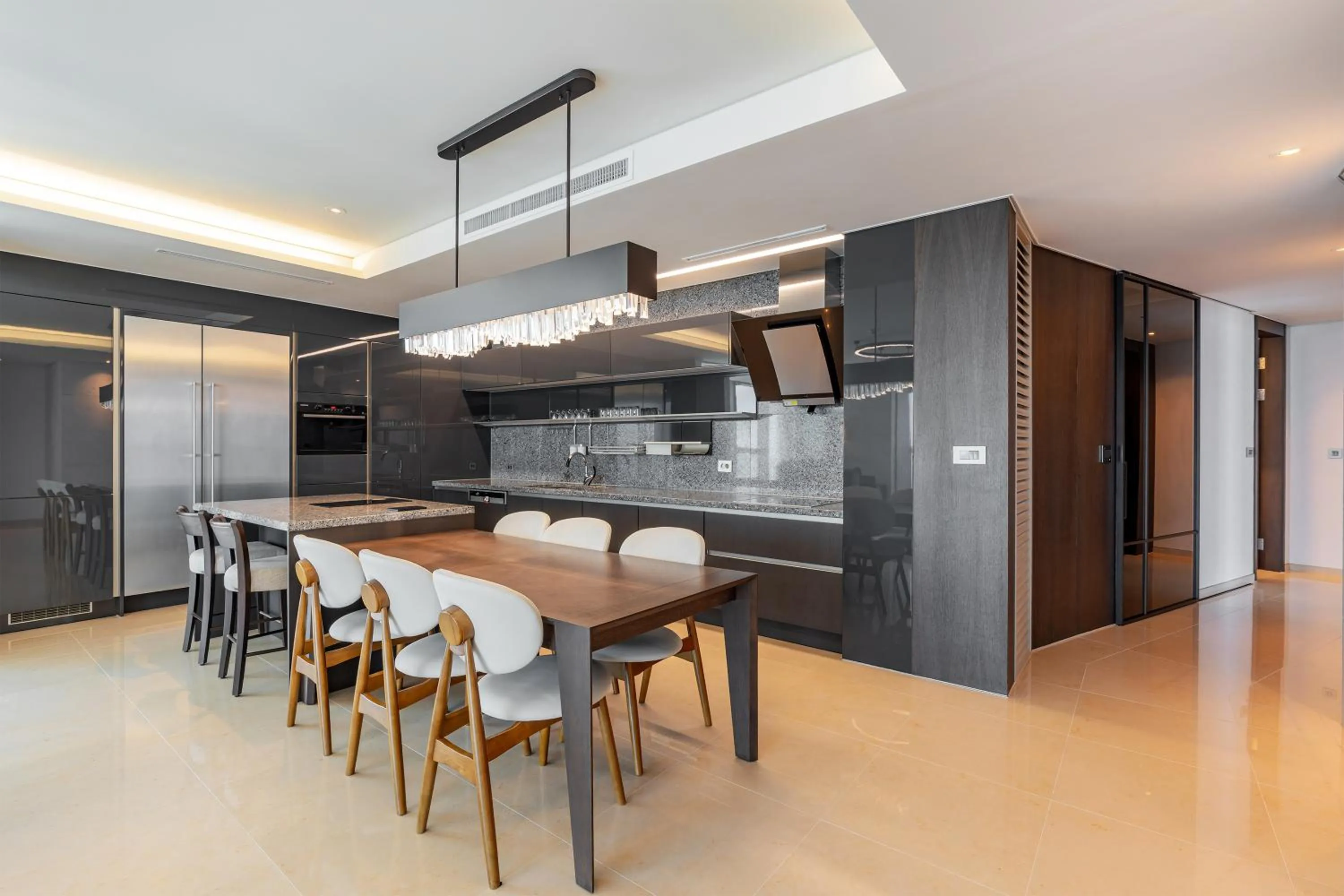 LCT Residence Y collection