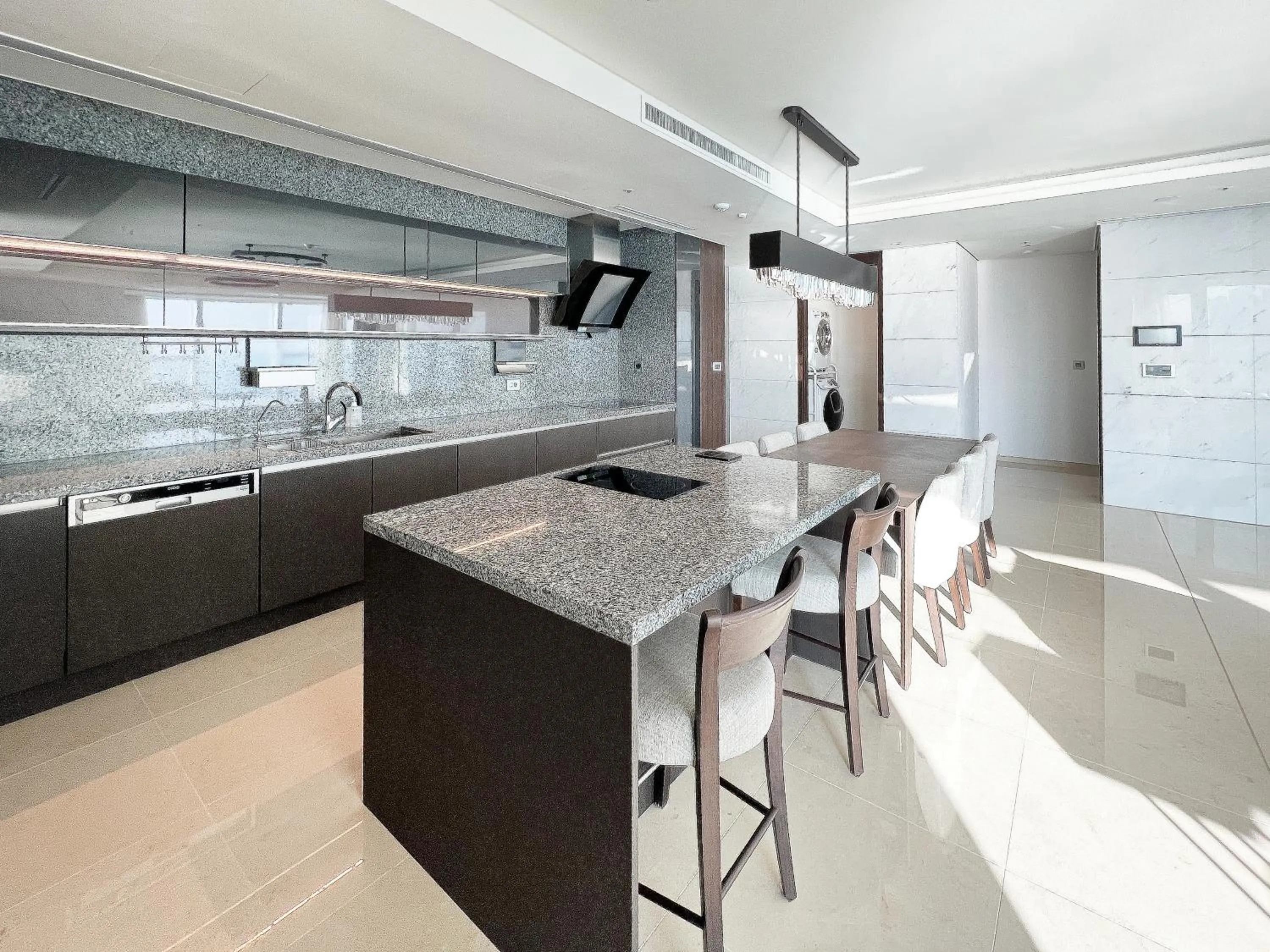 LCT Residence Y collection