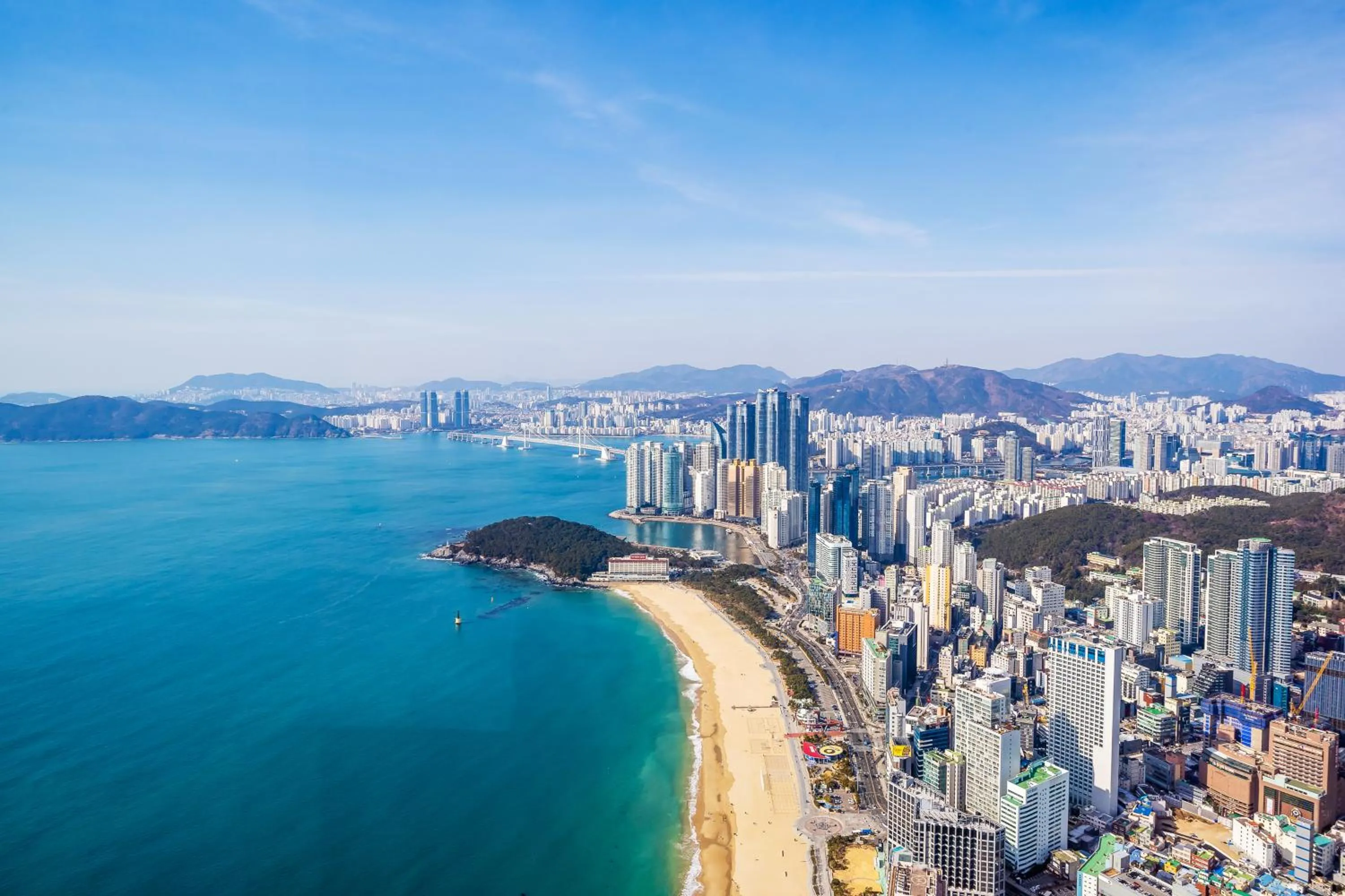 Neighbourhood in LCT Residence Y collection