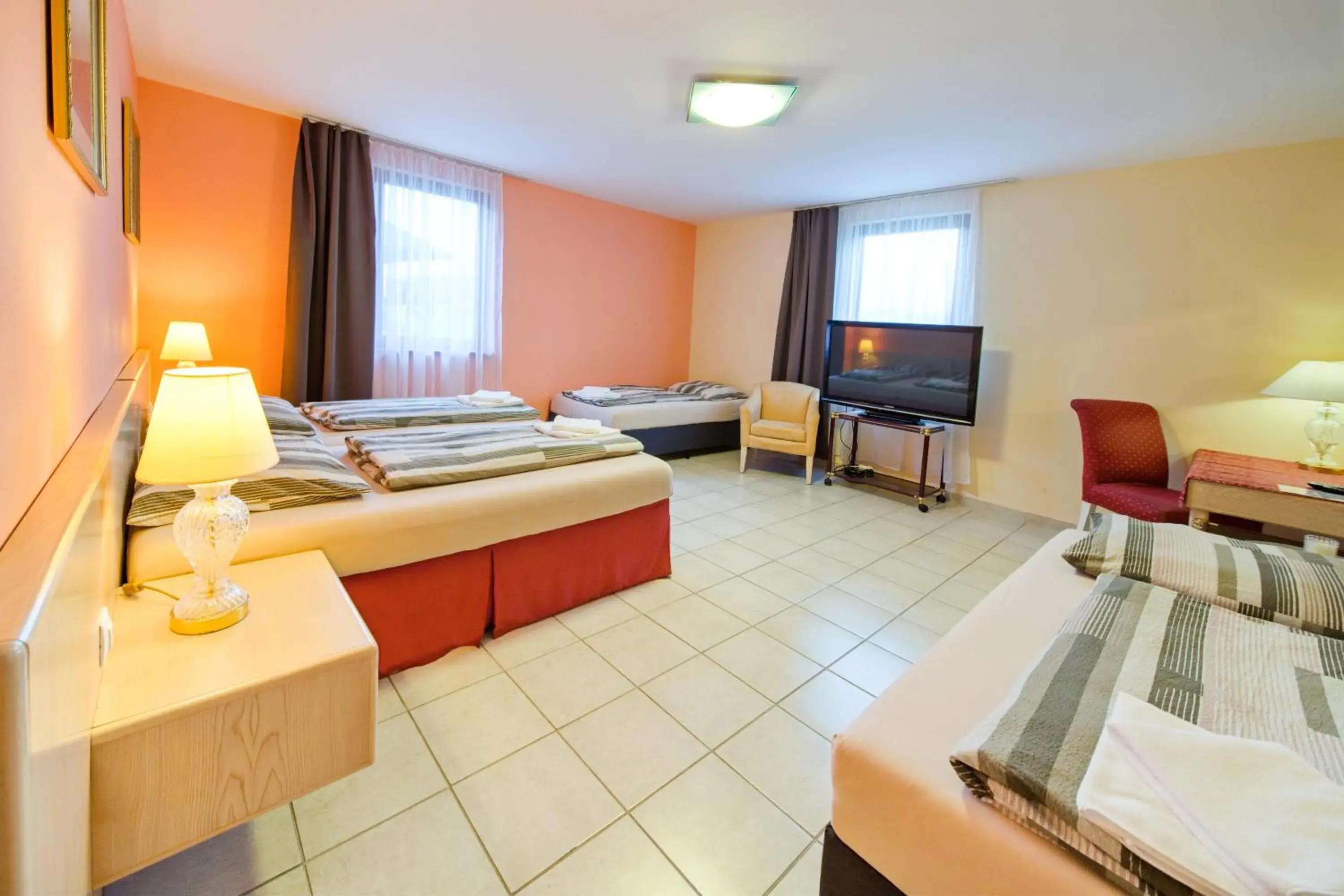Quadruple Room - single occupancy in Penzion Putim Quadruple Room - single occupancy in Penzion Putim