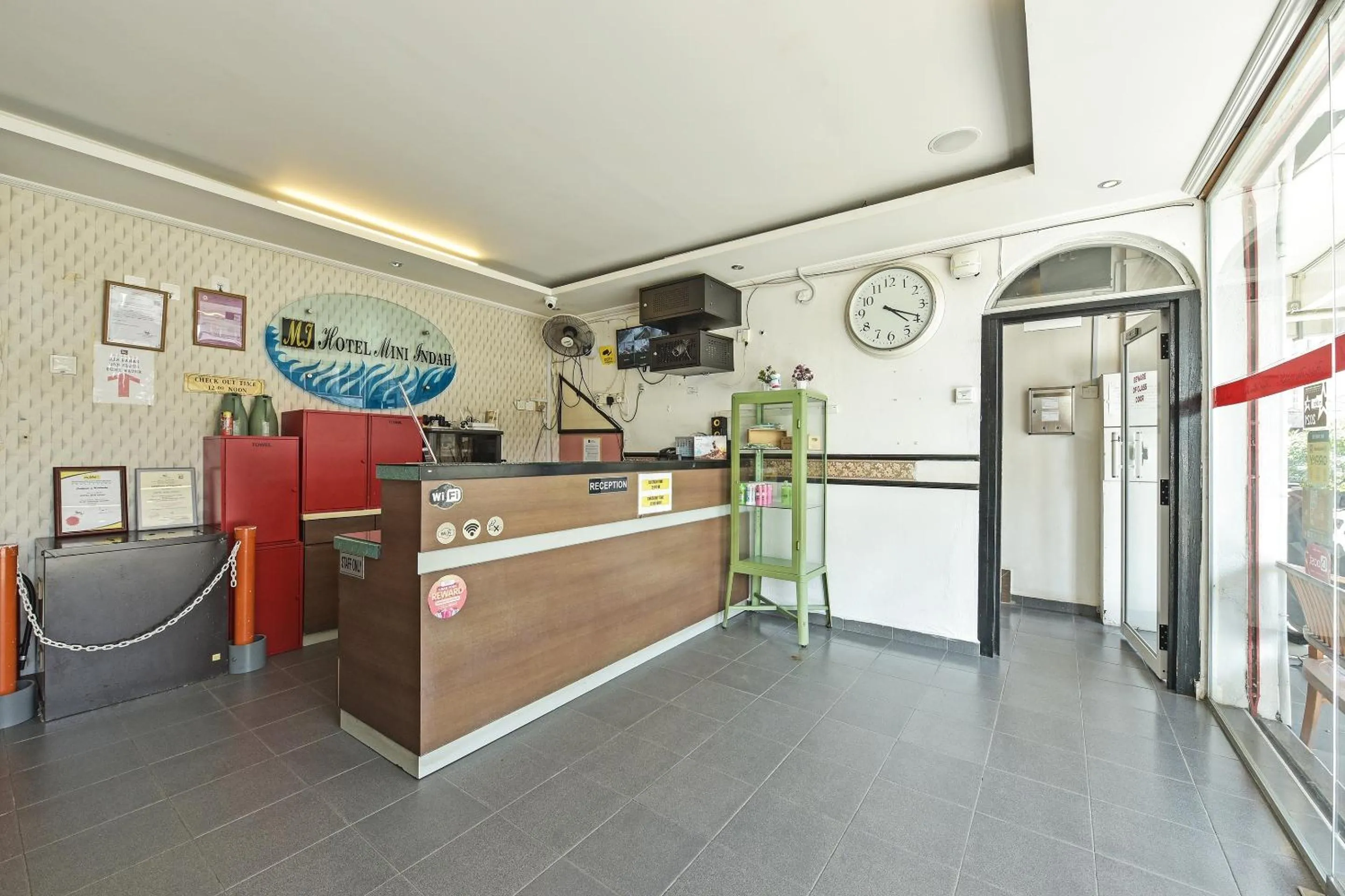 Lobby or reception in Hotel O Mini Indah