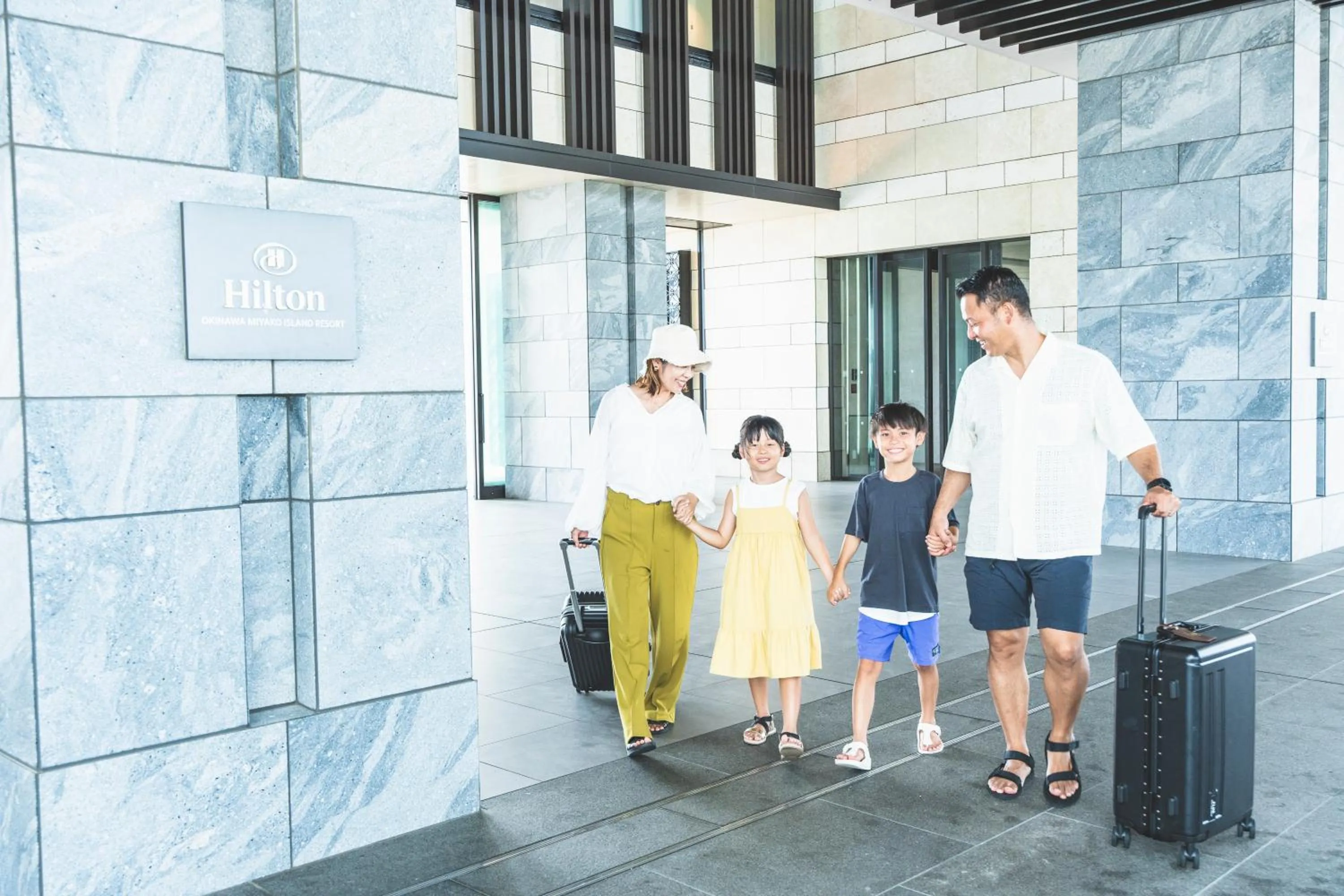 Lobby or reception in Hilton Okinawa Miyako Island Resort
