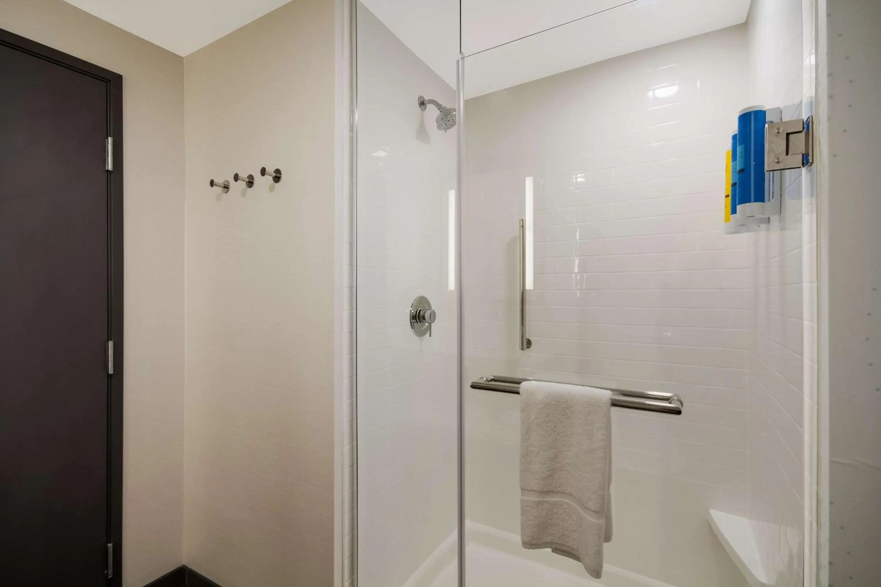 Bathroom in Tru By Hilton Destin