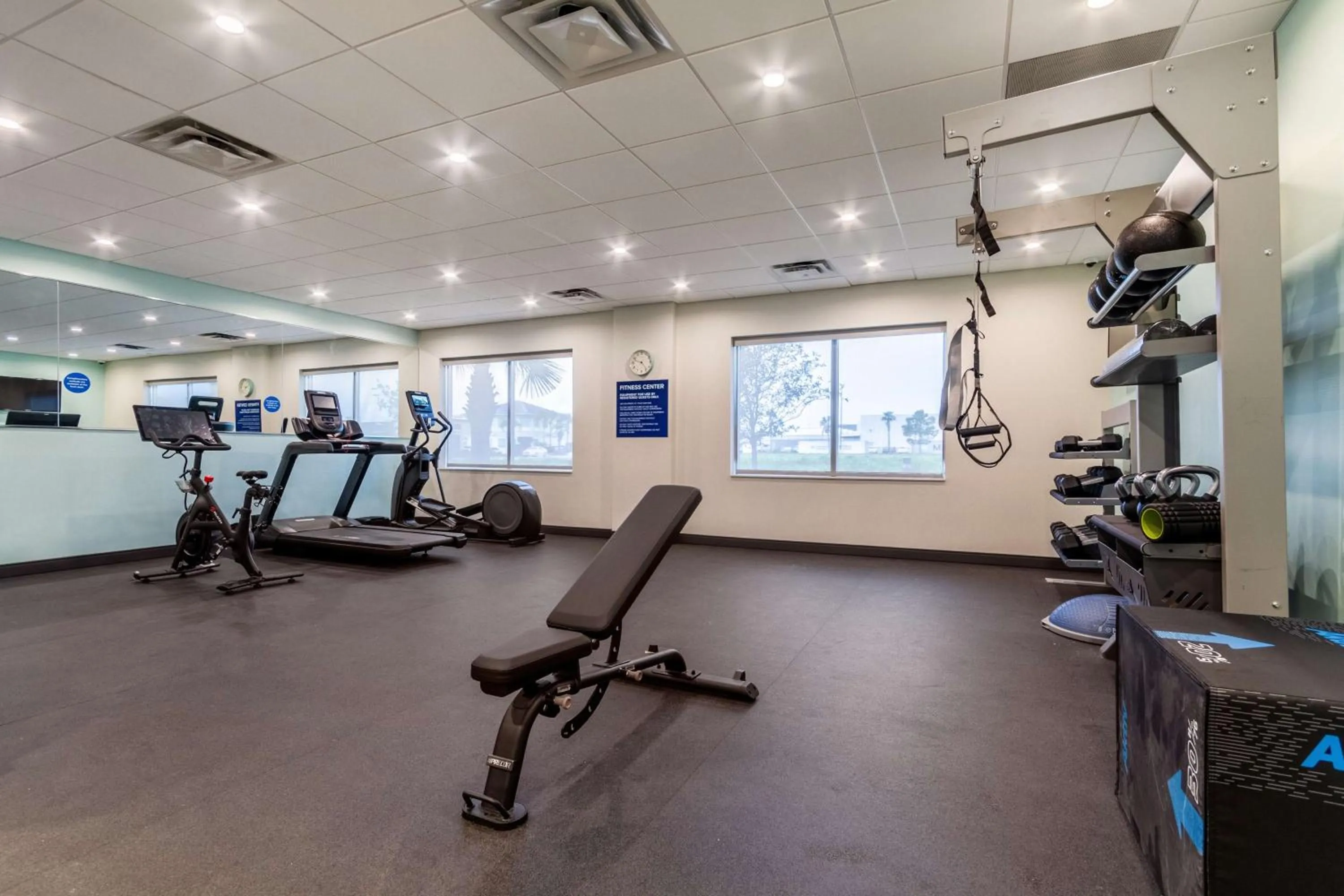 Fitness centre/facilities in Tru By Hilton Destin