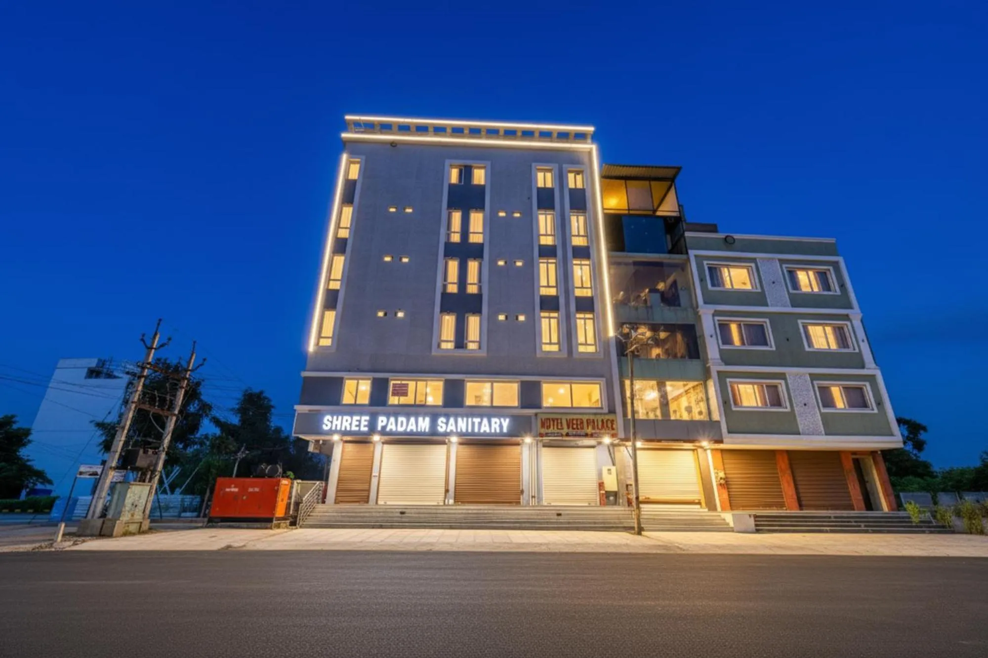 Property building in FabHotel Diamond I