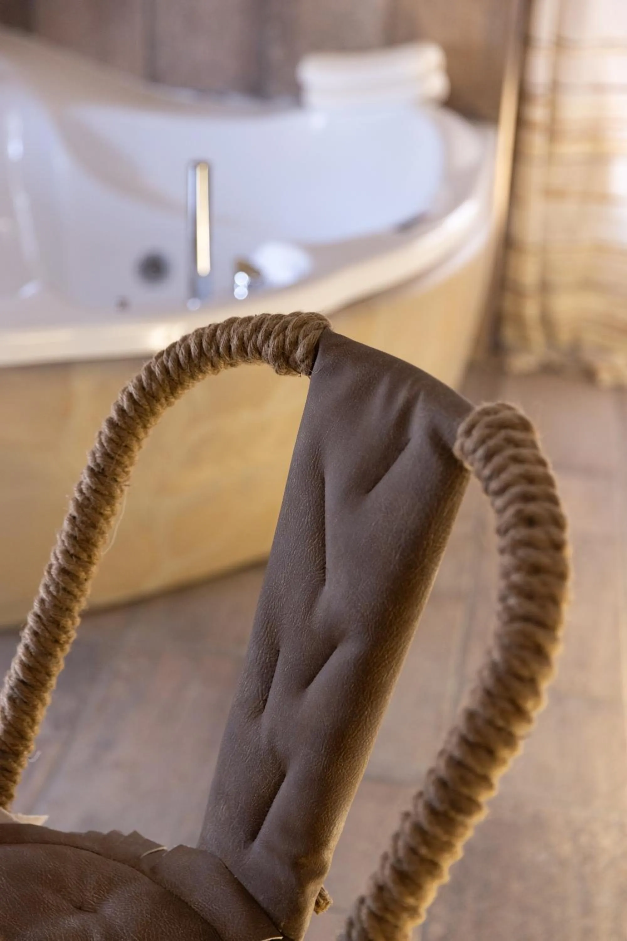 Decorative detail, Bed in Suite Dreams Montecatini