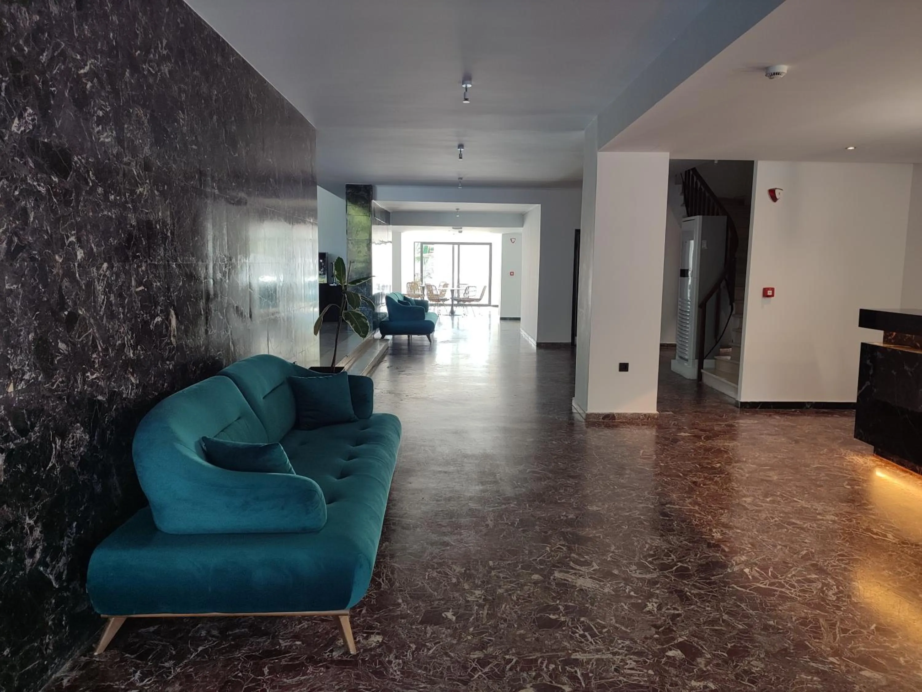 Seating area in Evita Blue