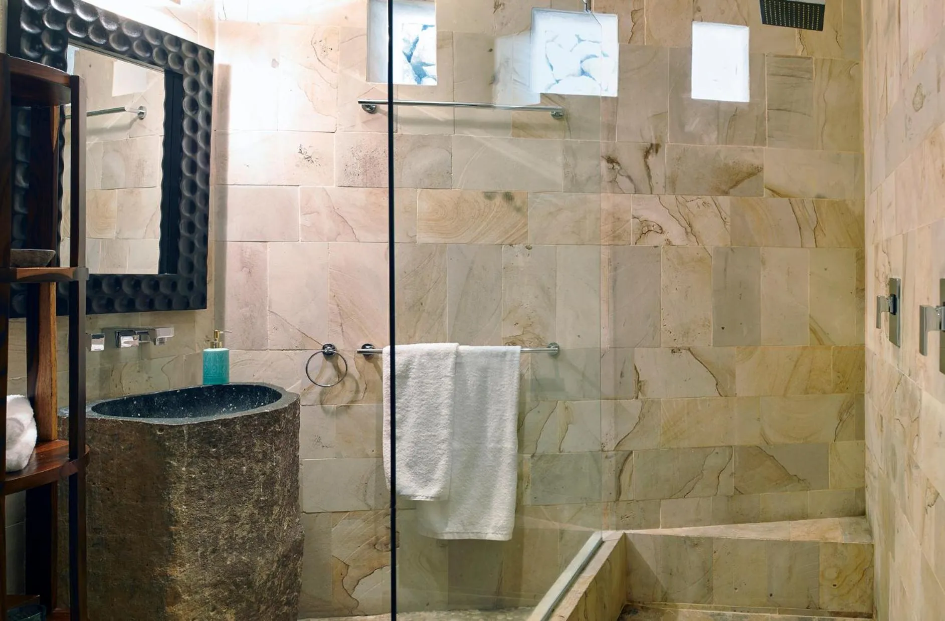 Shower in The Giri Residence