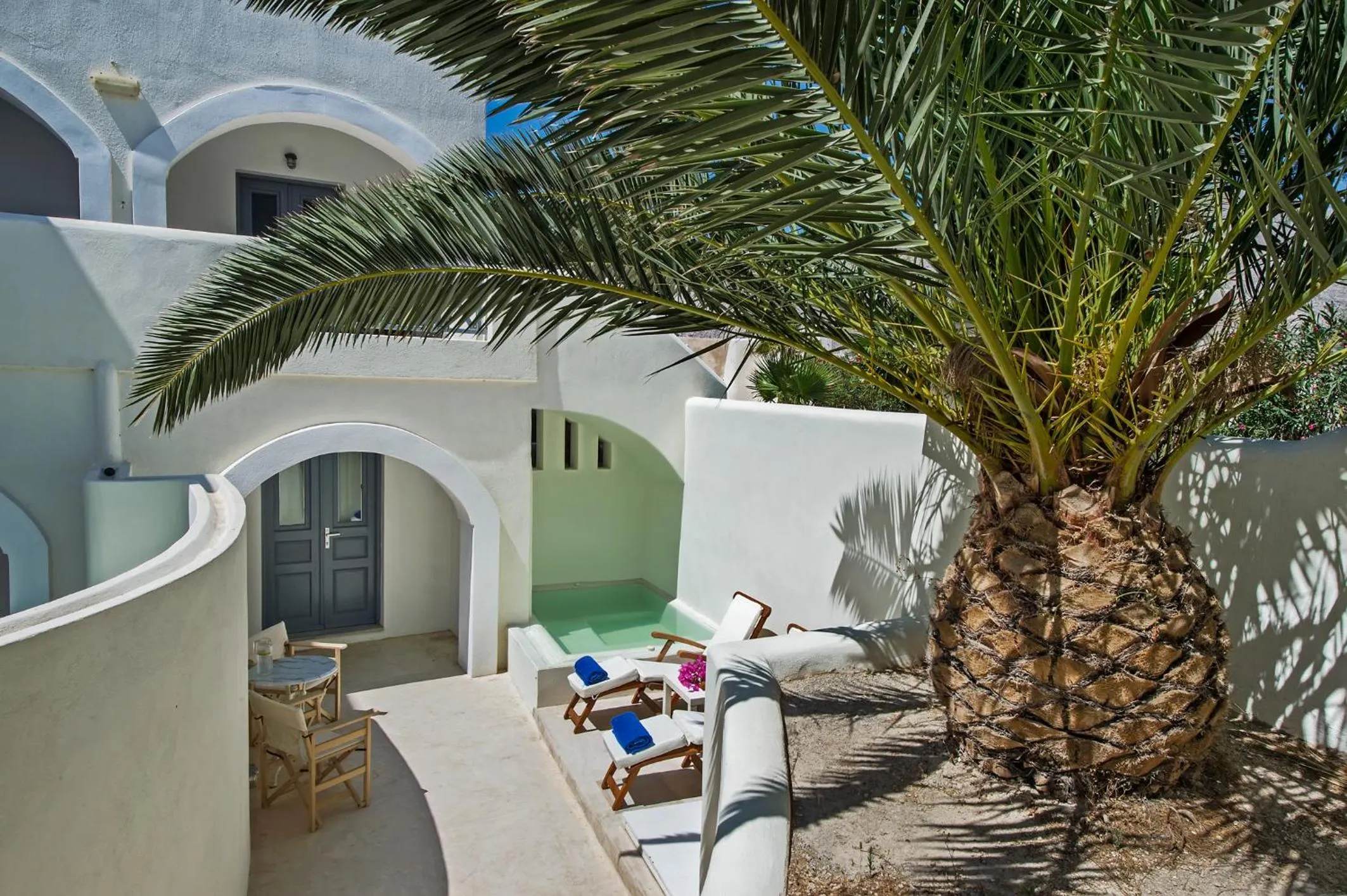 Day in Atlantis Beach Villa