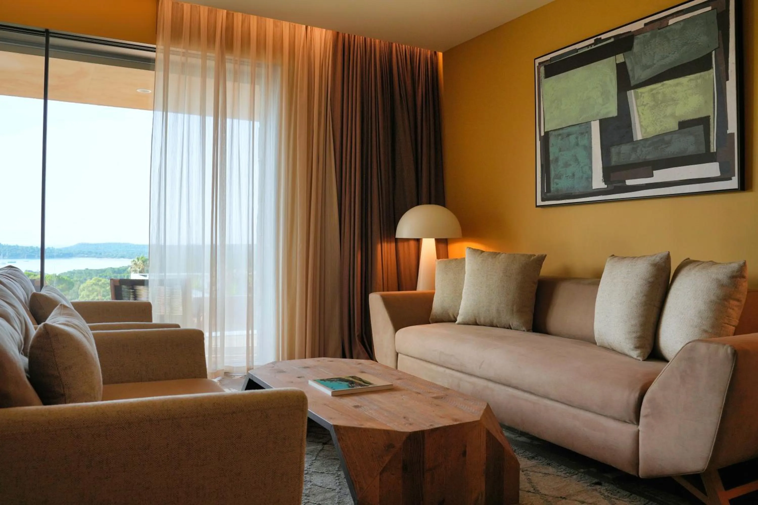 Living room in Les Regalia Hôtel & Spa