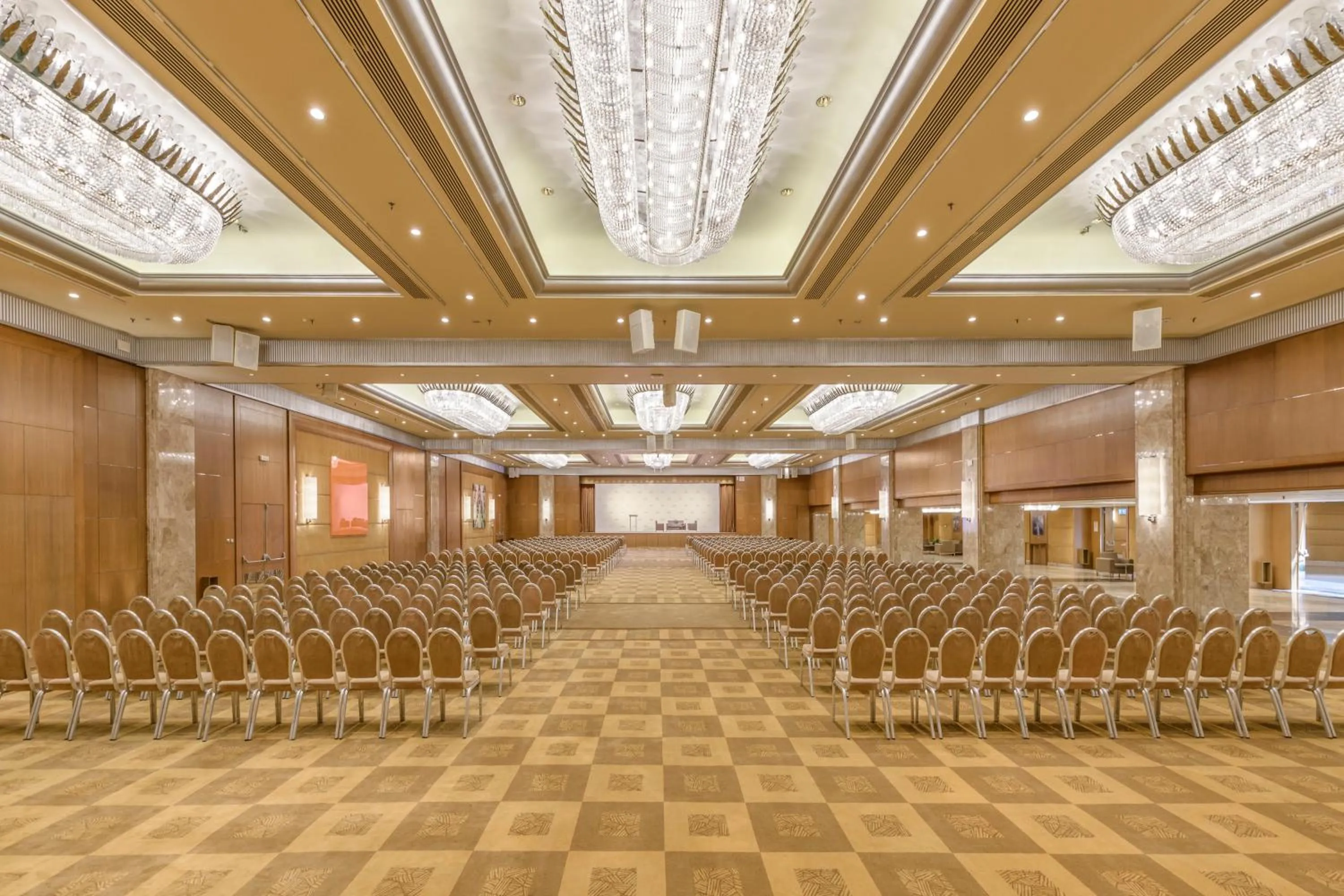 Meeting/conference room in Athenaeum Intercontinental by IHG