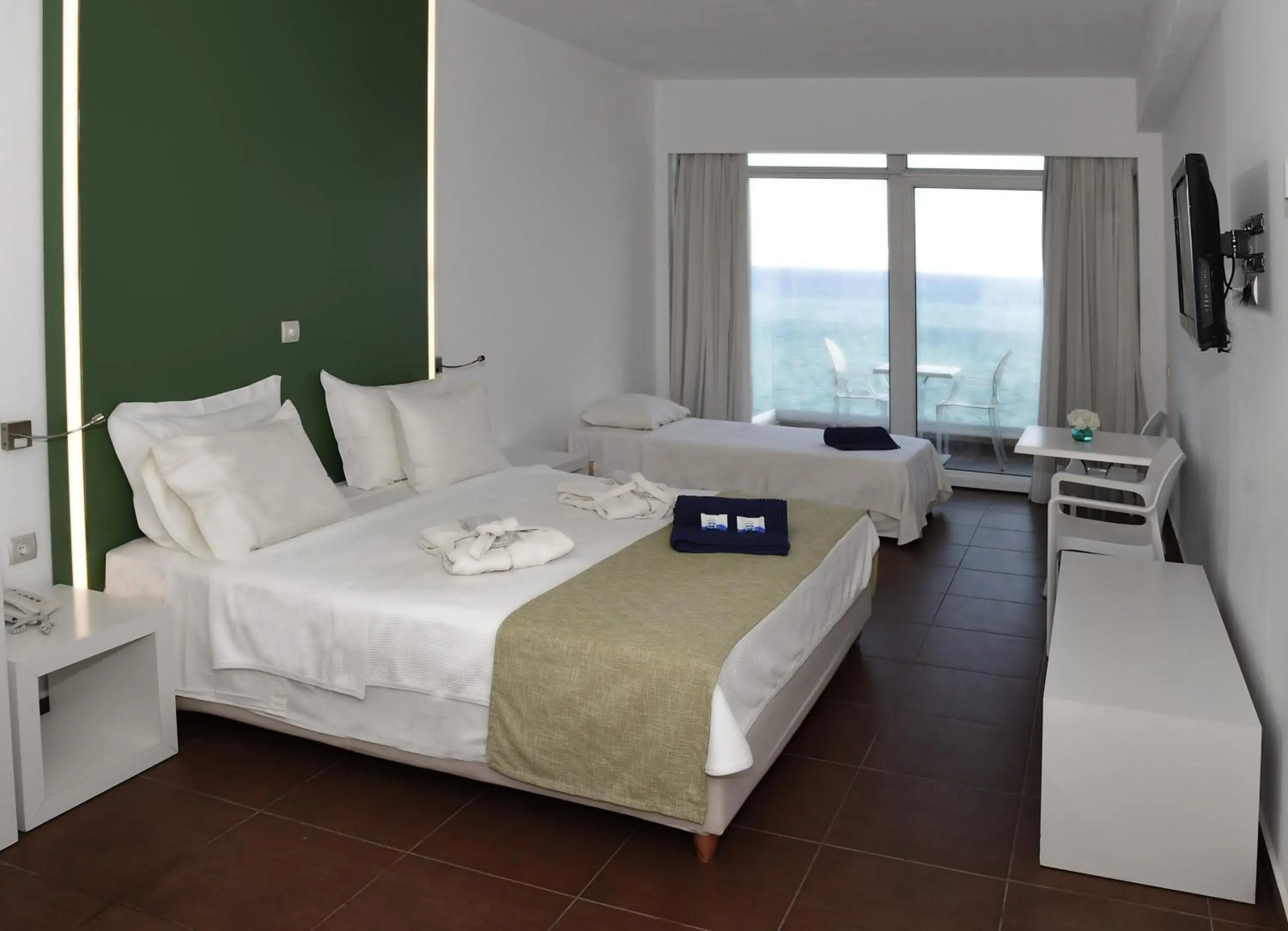 Deluxe Triple Room with Sea View in Erytha Hotel & Resort Chios Deluxe Triple Room with Sea View in Erytha Hotel & Resort Chios