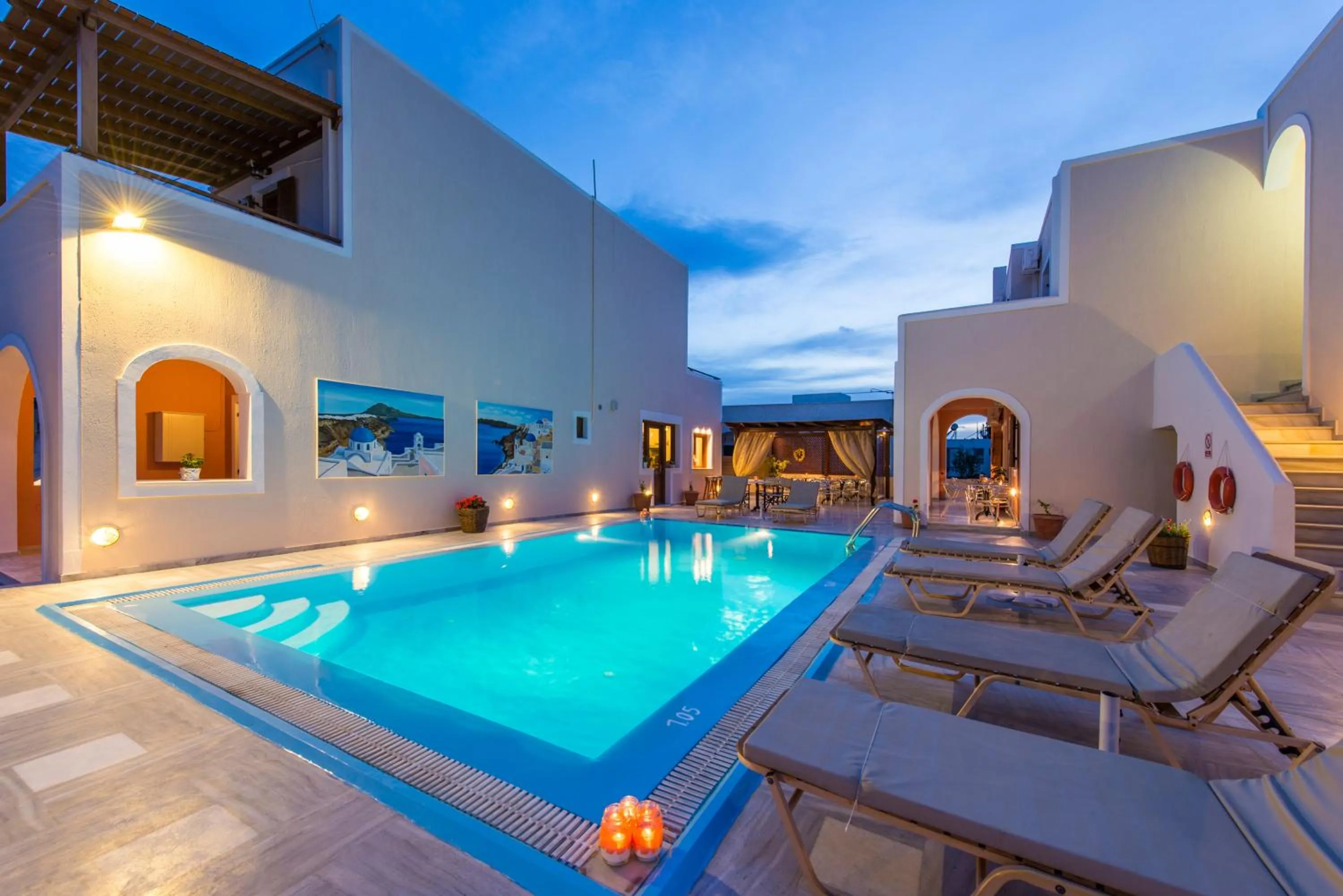 Swimming pool in Villa Voula