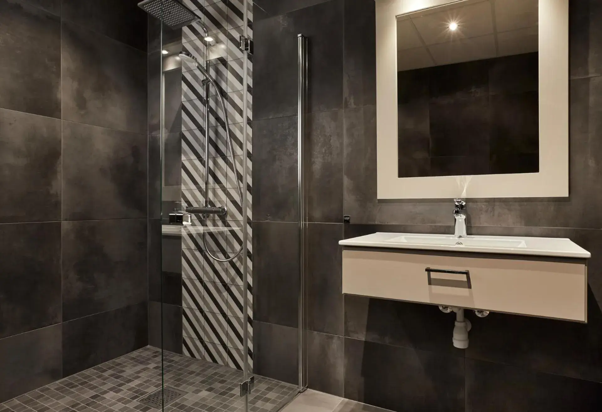 Deluxe Quadruple Room in Riddergaarden Leiligheter Deluxe Quadruple Room in Riddergaarden Leiligheter