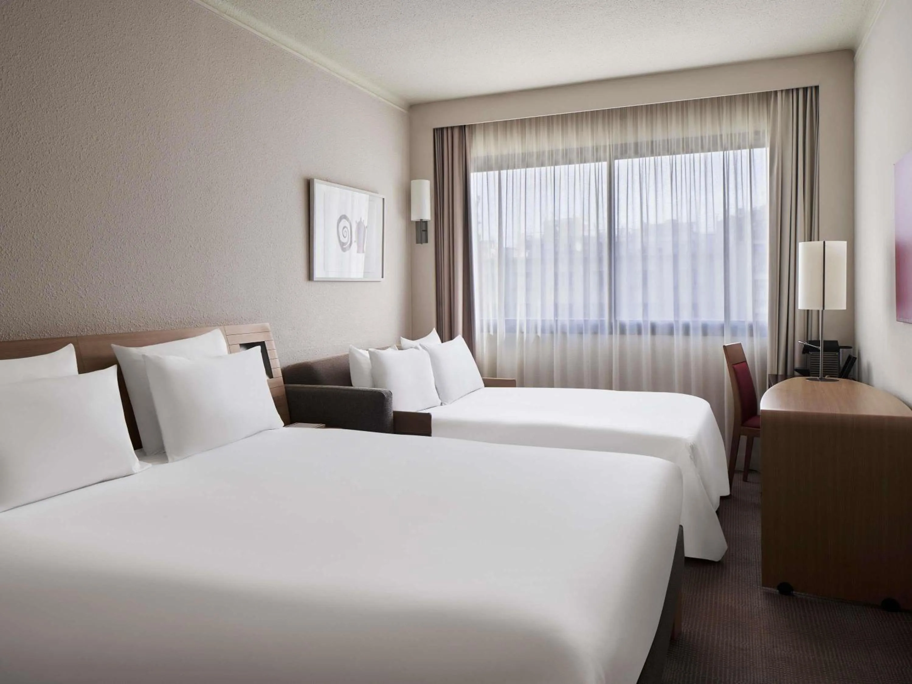 Bedroom, Bed in Novotel Athens