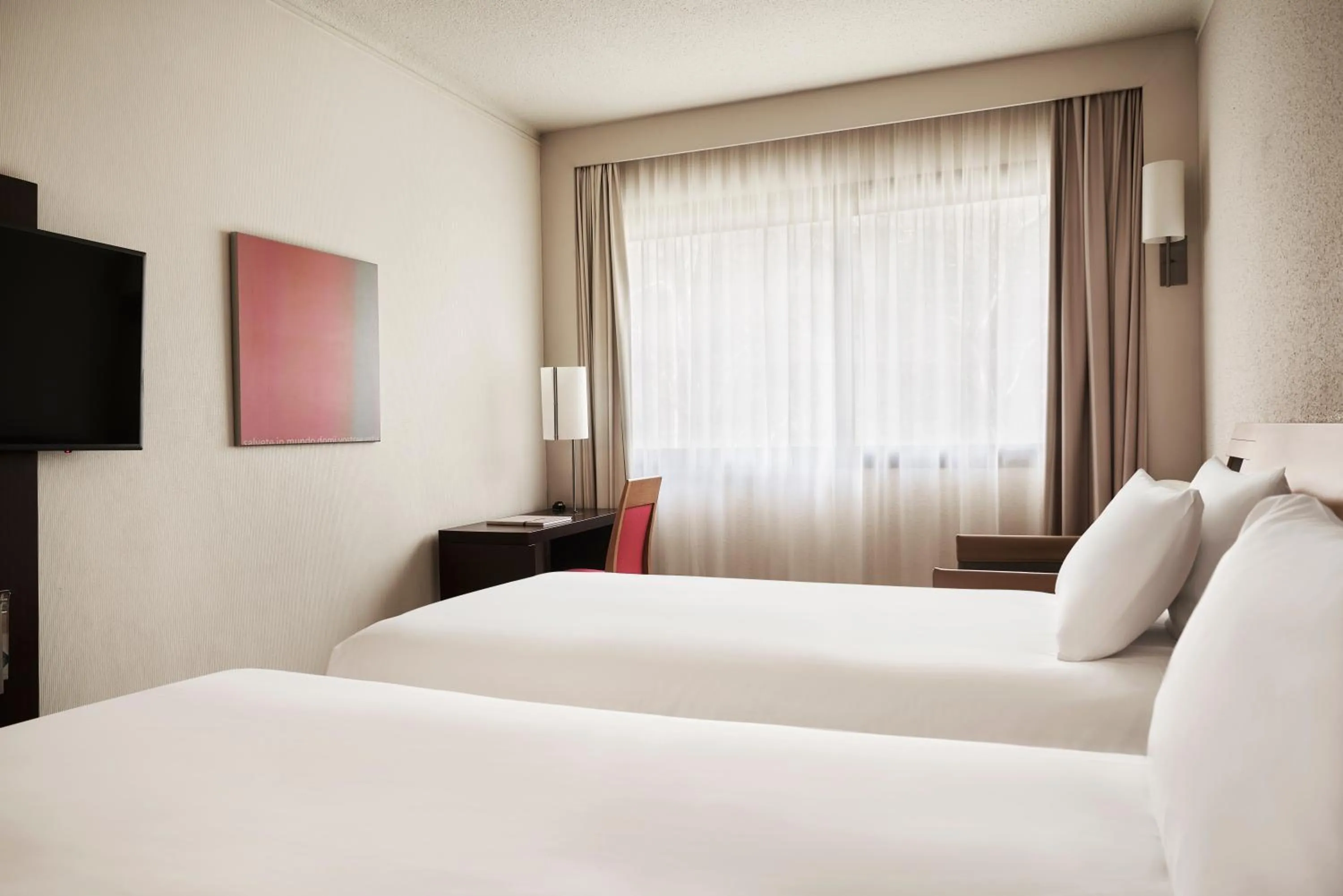 Bedroom, Bed in Novotel Athens