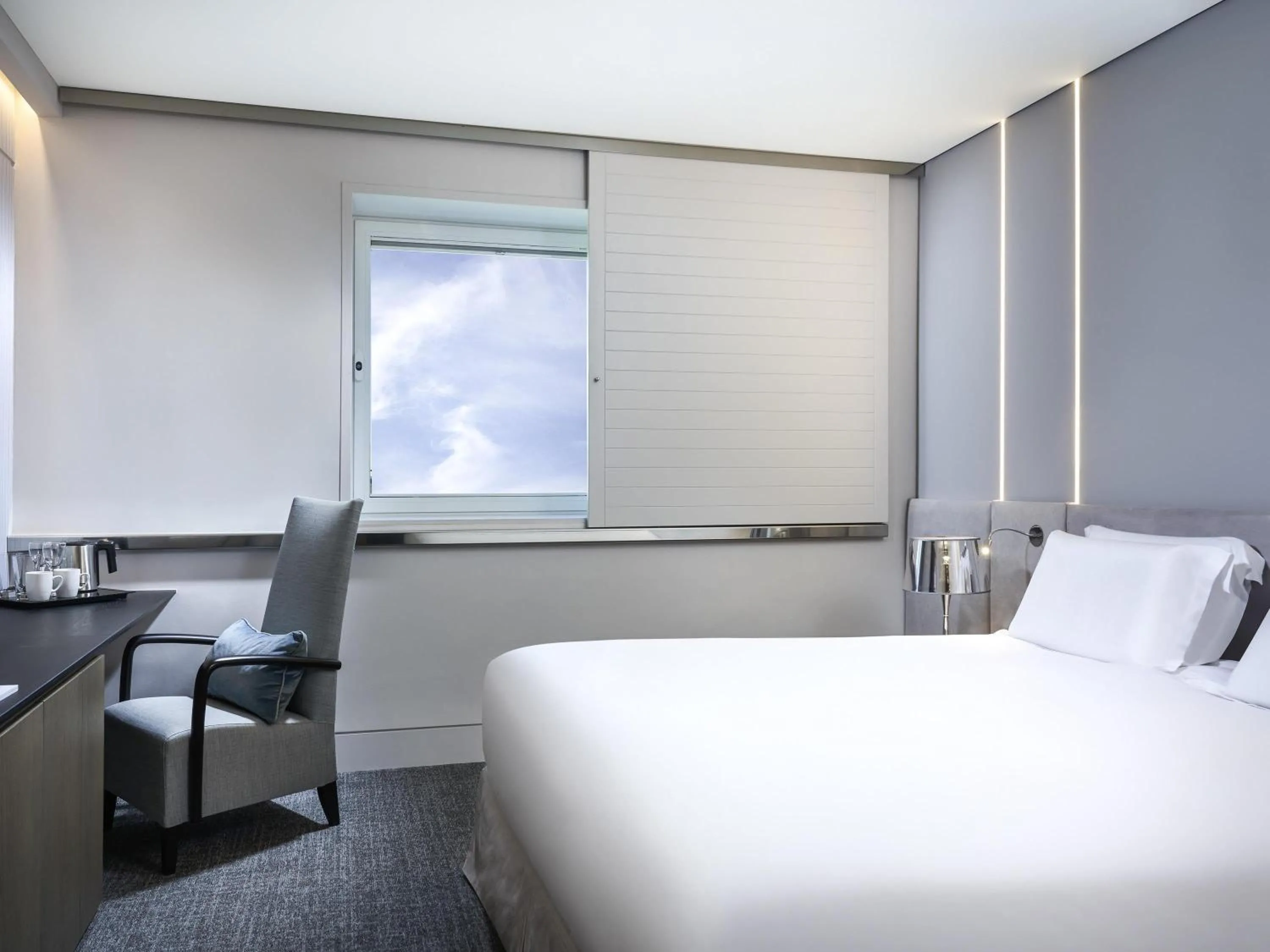 Bedroom, Bed in Sofitel Athens Airport