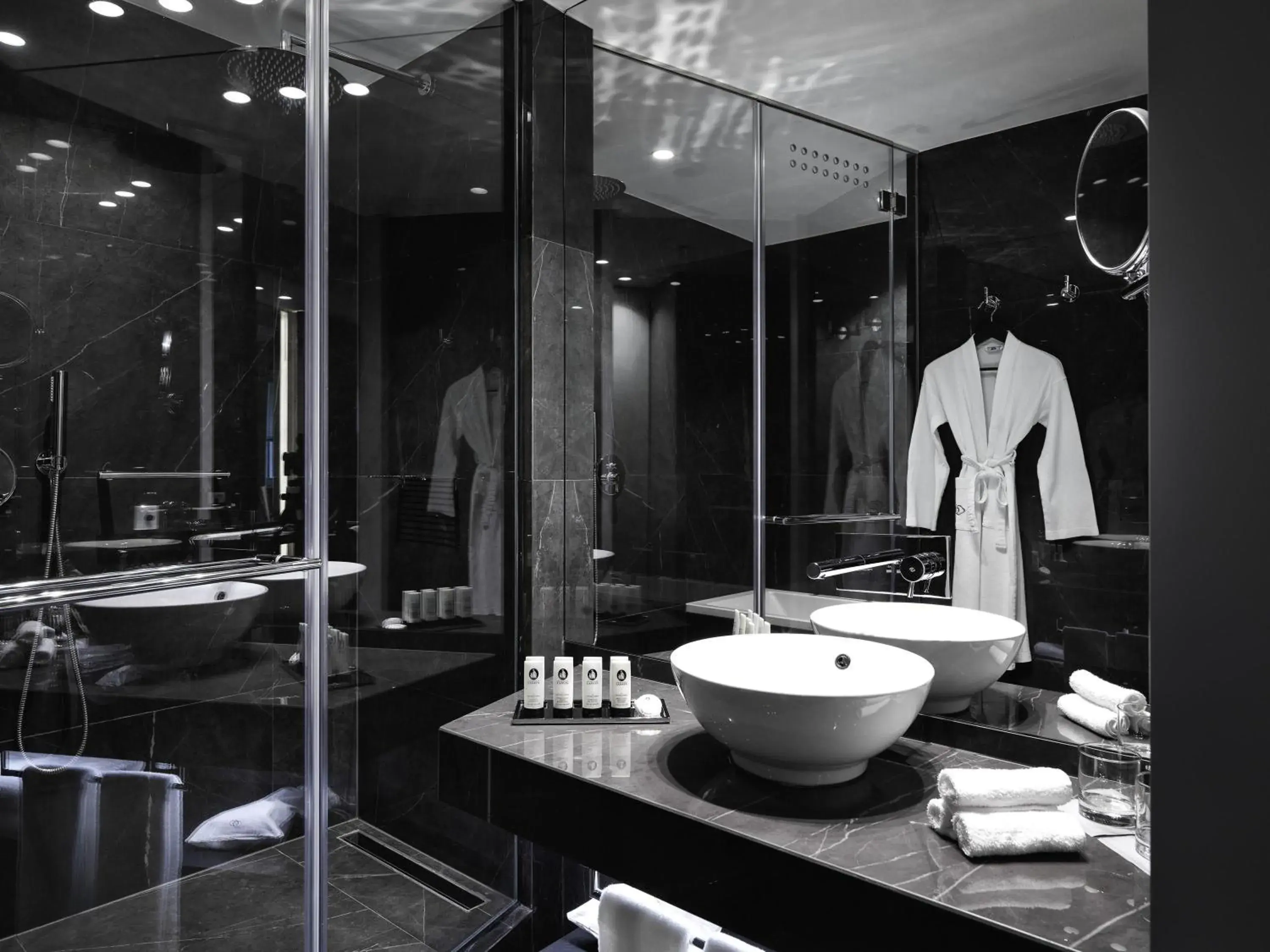 Luxury Twin Room in Sofitel Athens Airport Luxury Twin Room in Sofitel Athens Airport