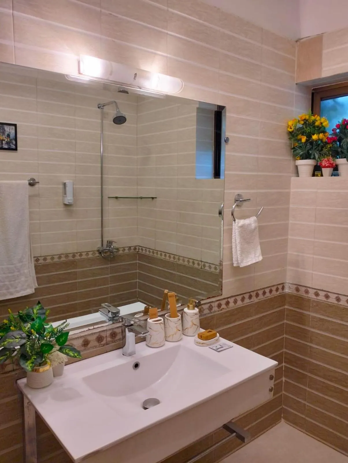 Shower in Riviera Courtyard Guest House Islamabad