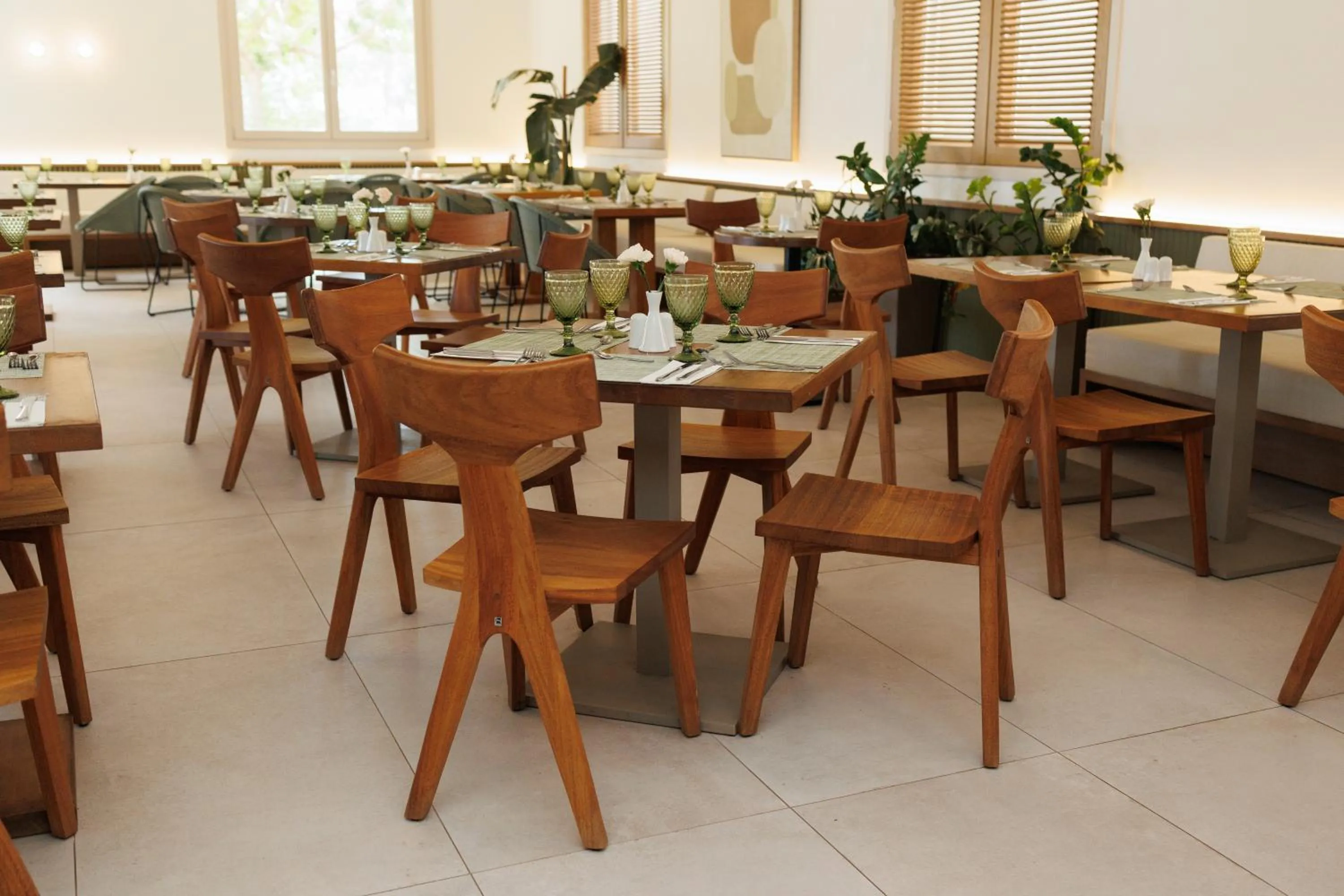 Restaurant/places to eat in Santo Miramare Beach Resort