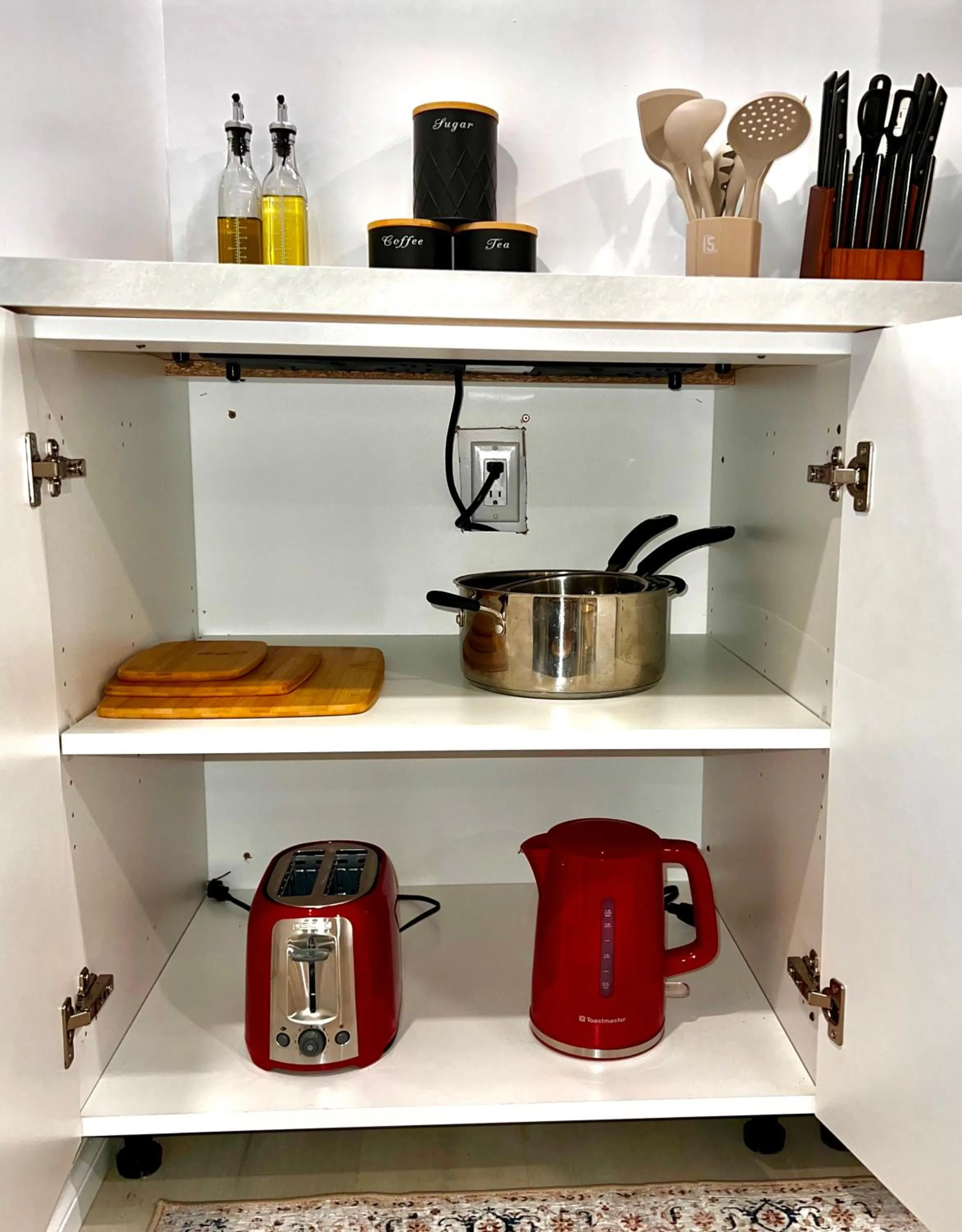 Coffee/tea facilities in The Boho Oasis