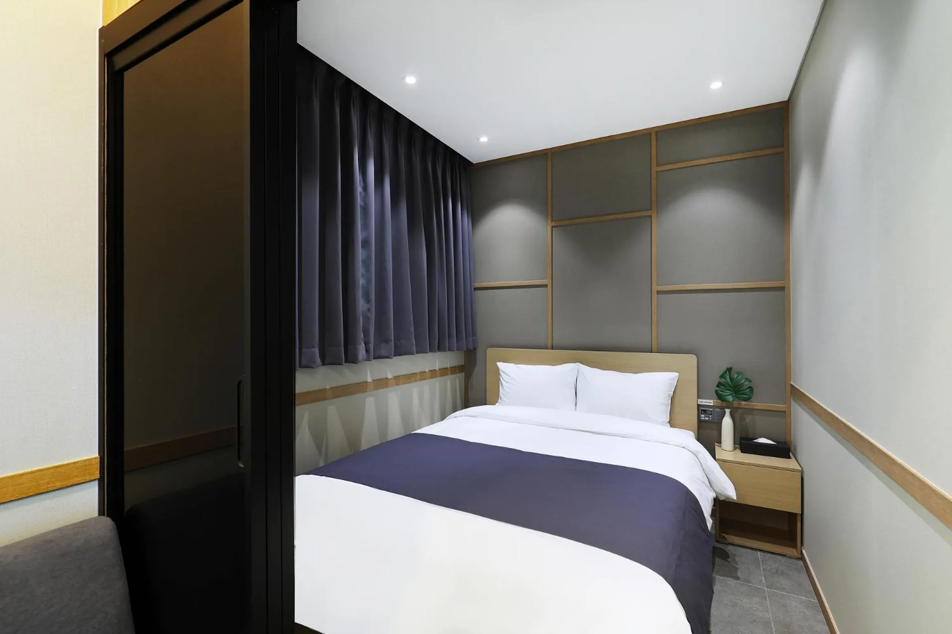 Area and facilities, Bed in The Stay Classic Hotel Myeongdong