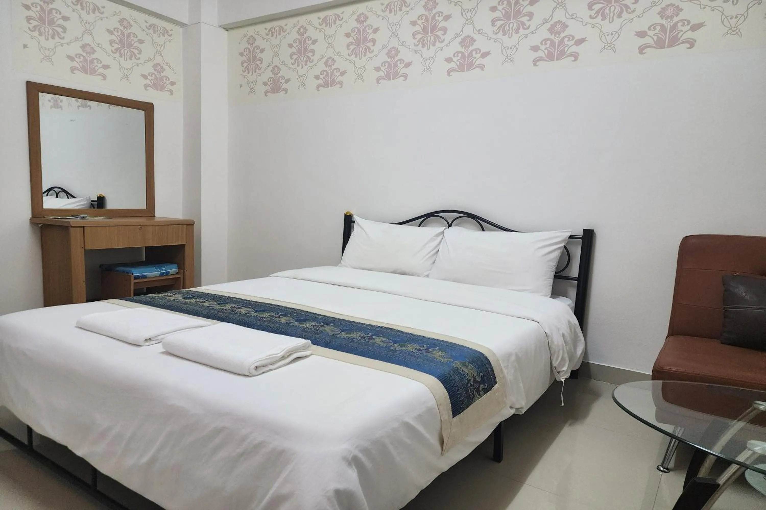 Bedroom, Bed in Green Apartment Kaset