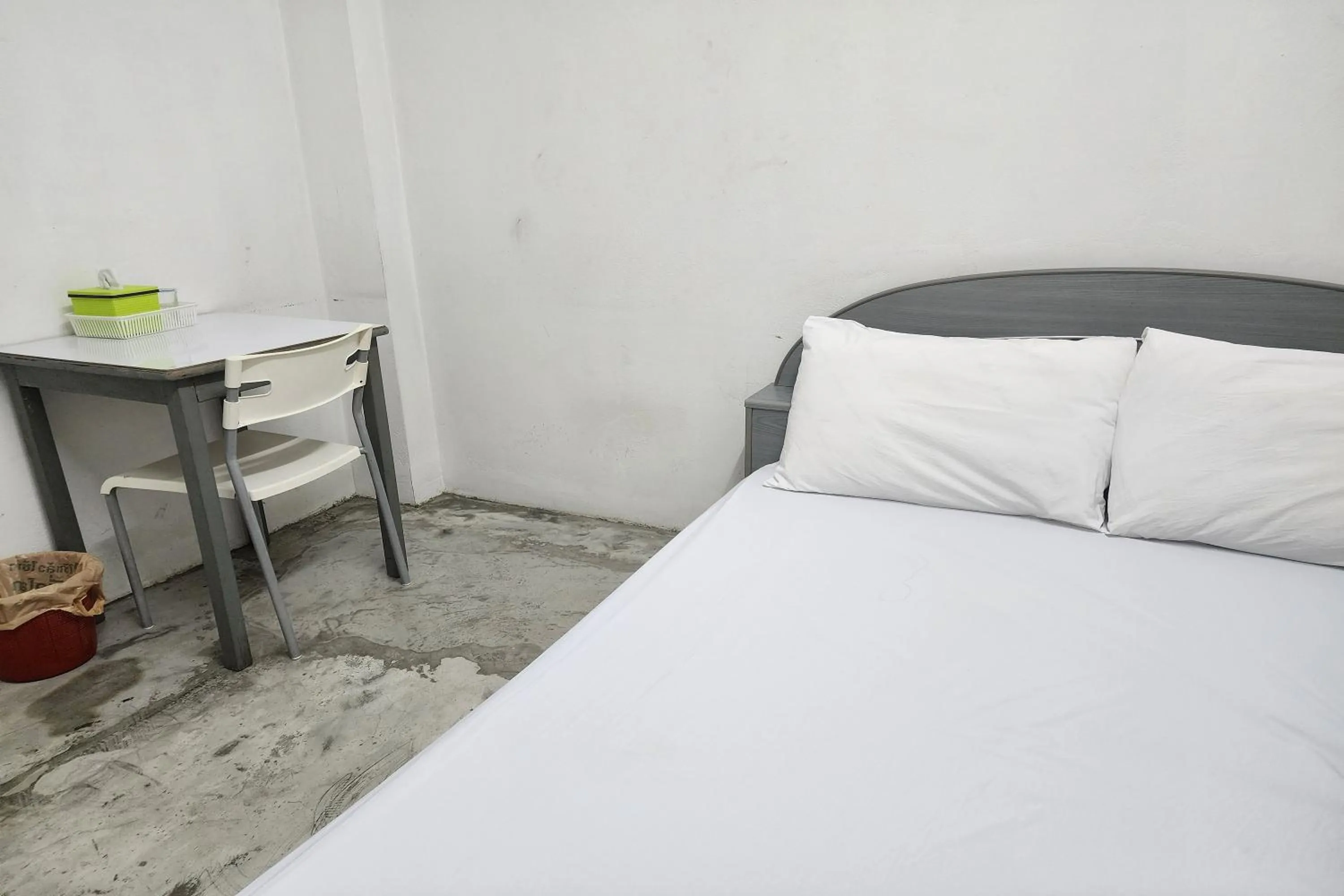 Bedroom, Bed in Green Apartment Kaset