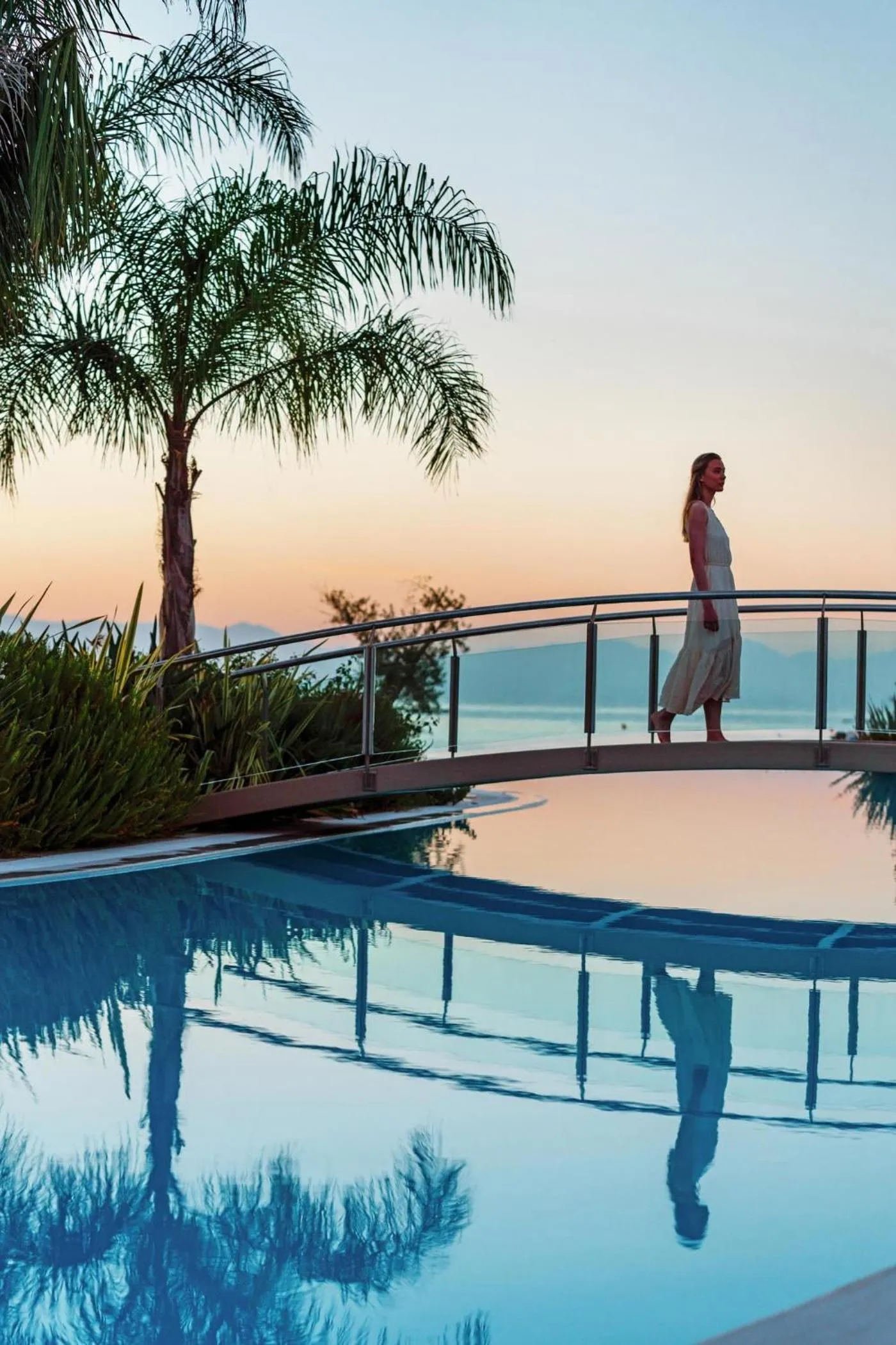 Swimming pool in Ikos Dassia