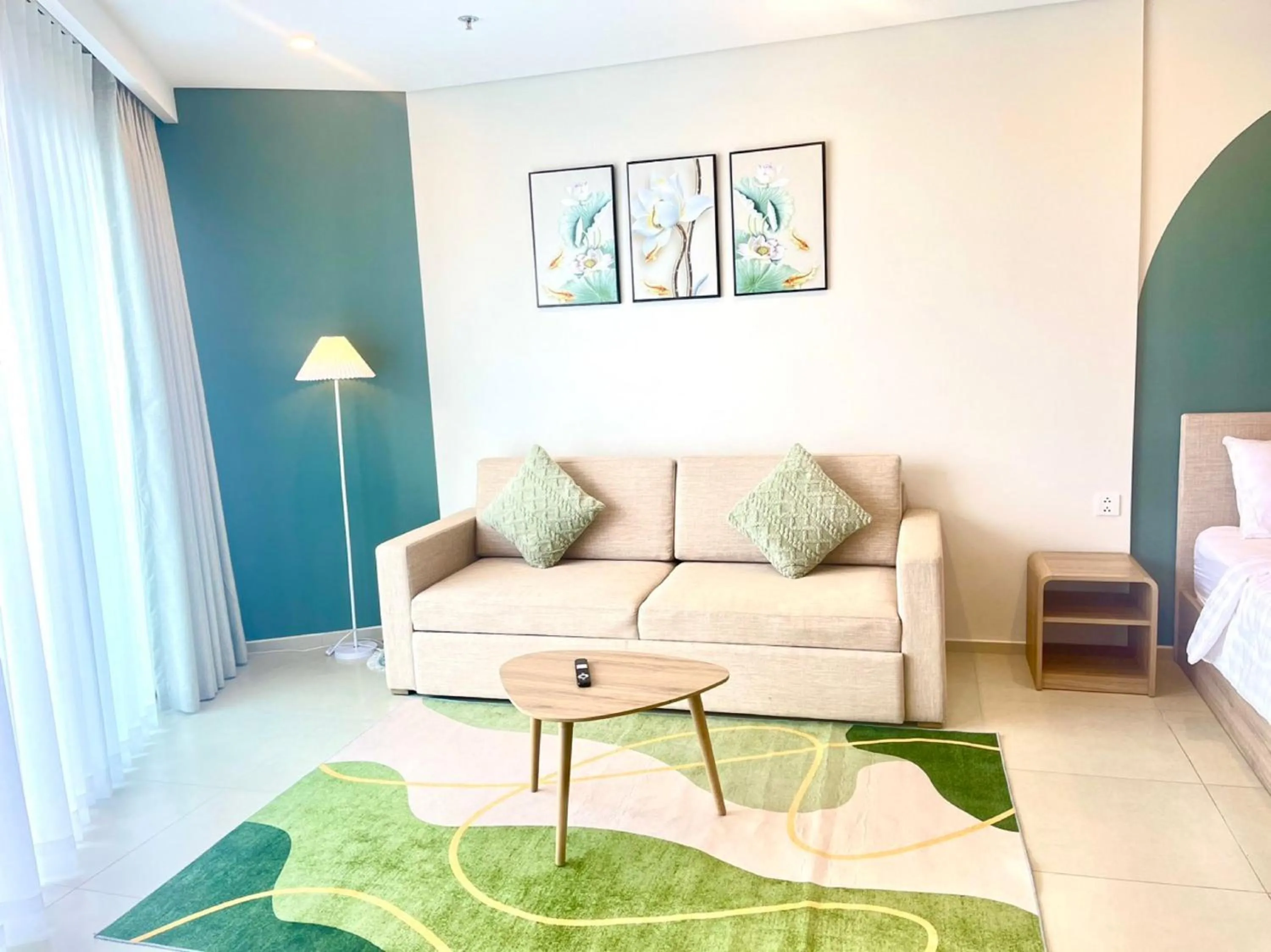 Bed in The Sóng Apartment Vũng Tàu - Sophia's House