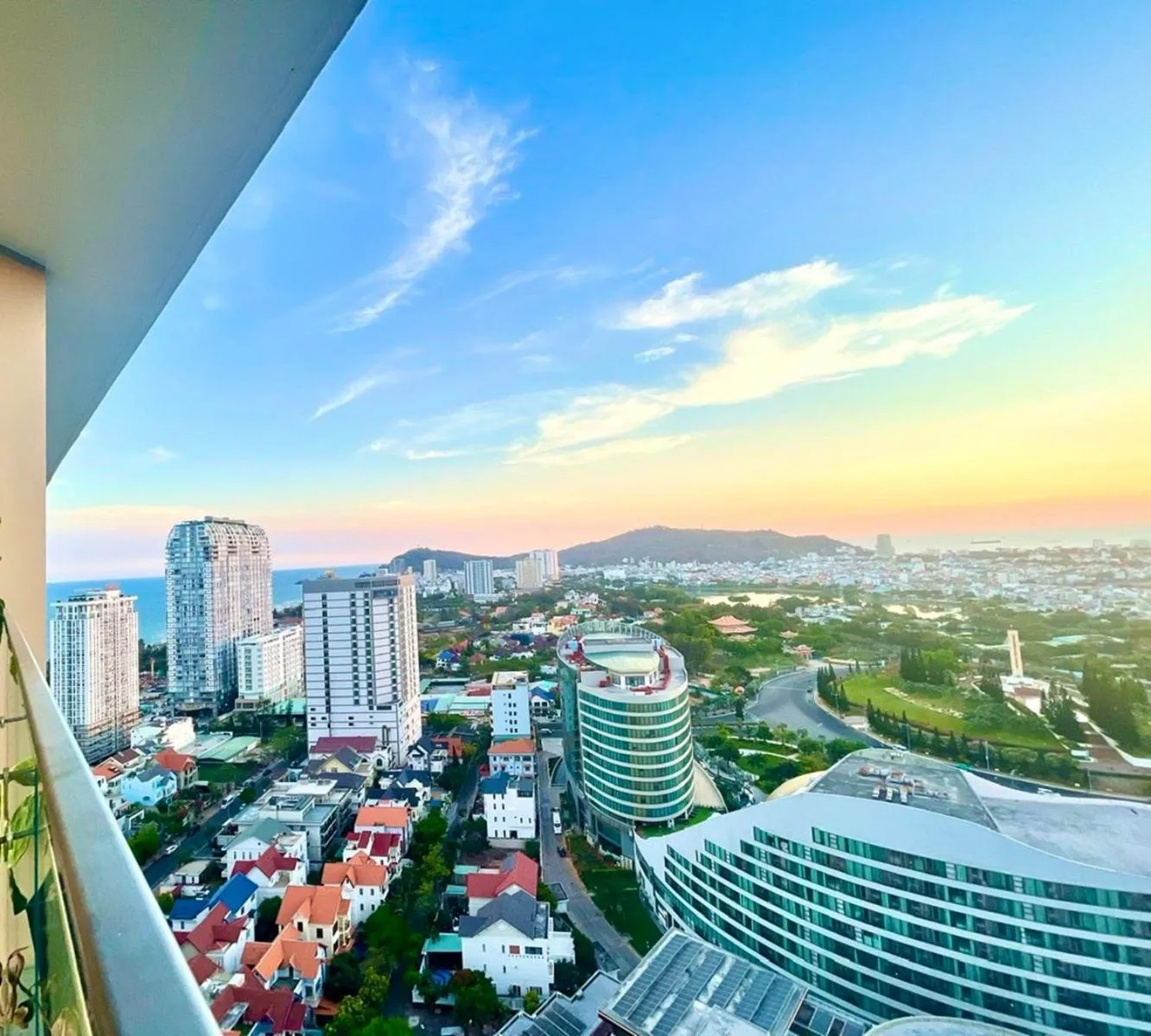 City view in The Sóng Apartment Vũng Tàu - Sophia's House