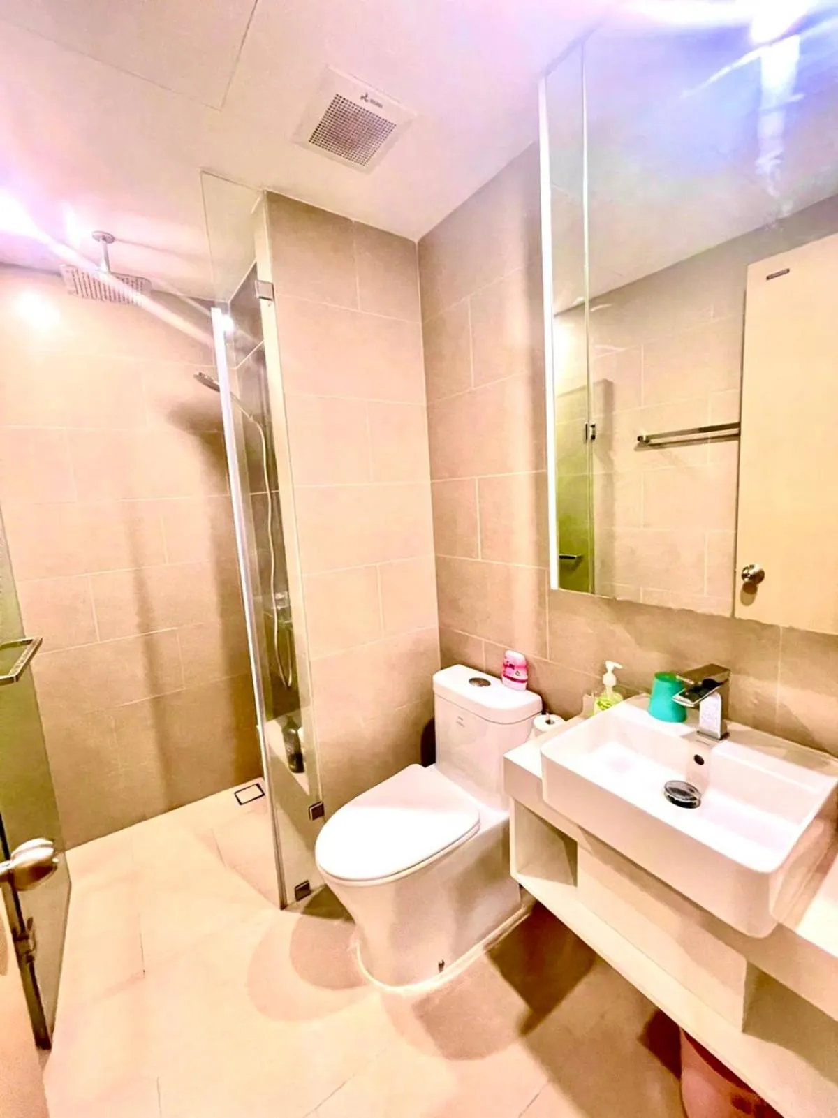 Shower in The Sóng Apartment Vũng Tàu - Sophia's House