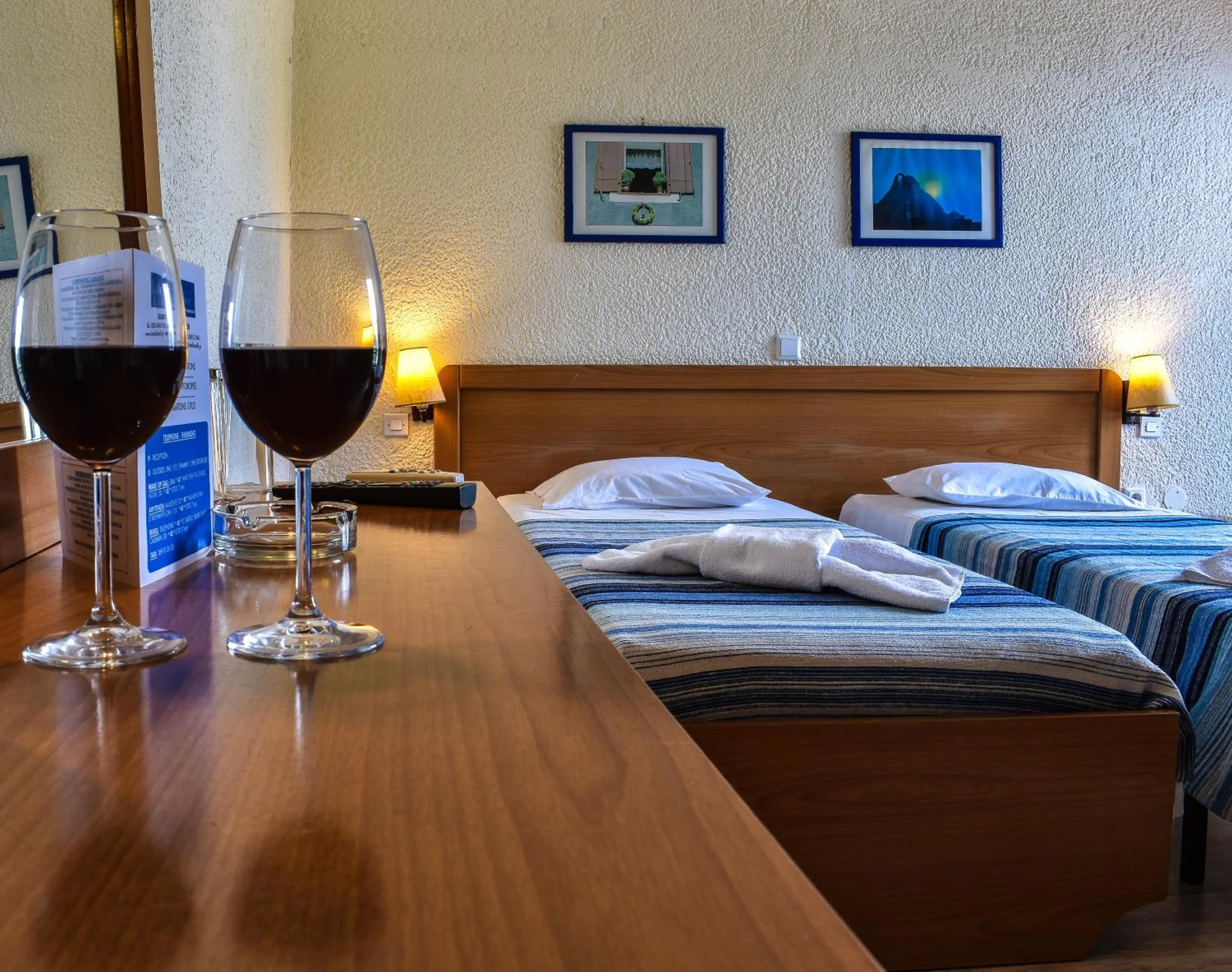 Bed in Hotel Kanelli Beach